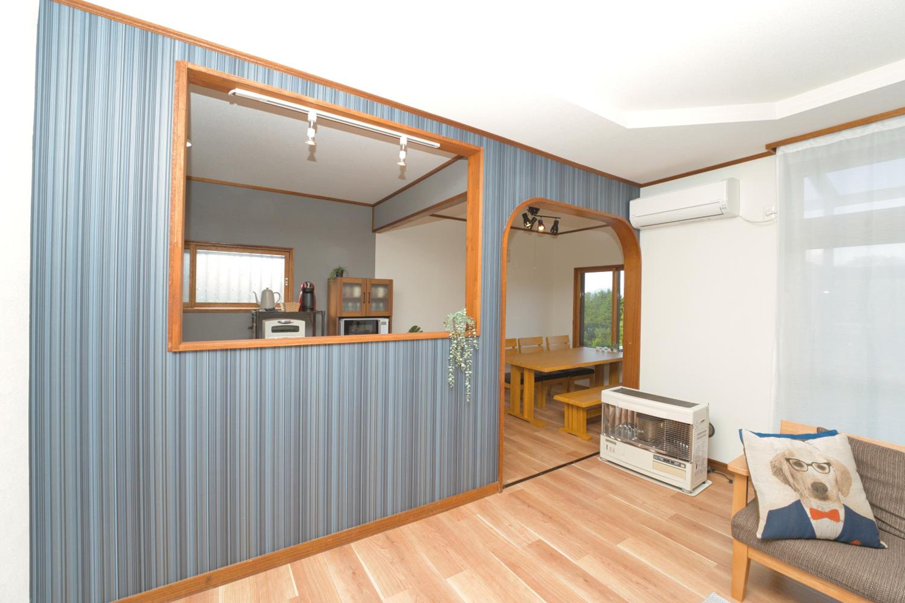 Three-Bedroom House - Photo 6