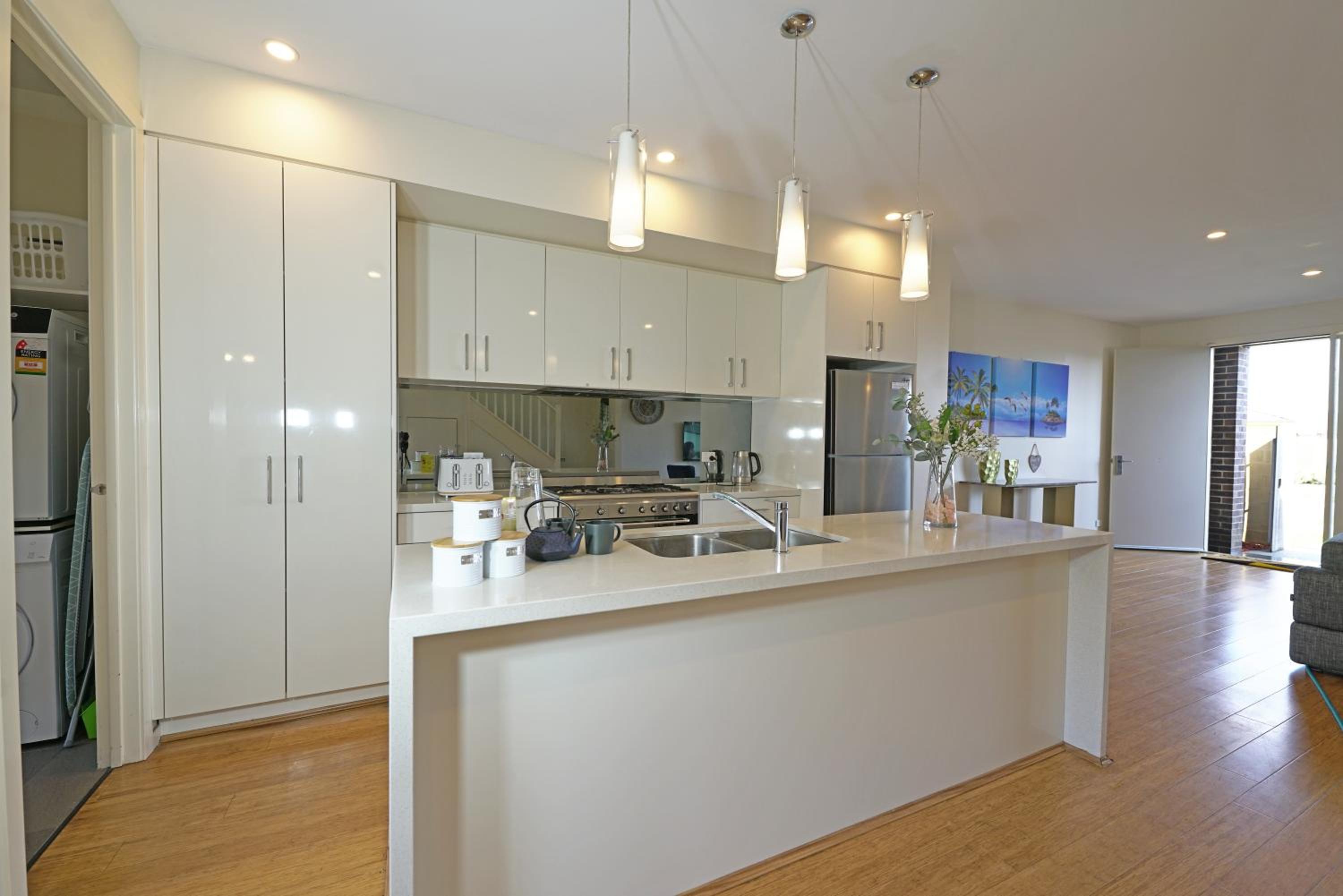 Four-Bedroom House photo 3