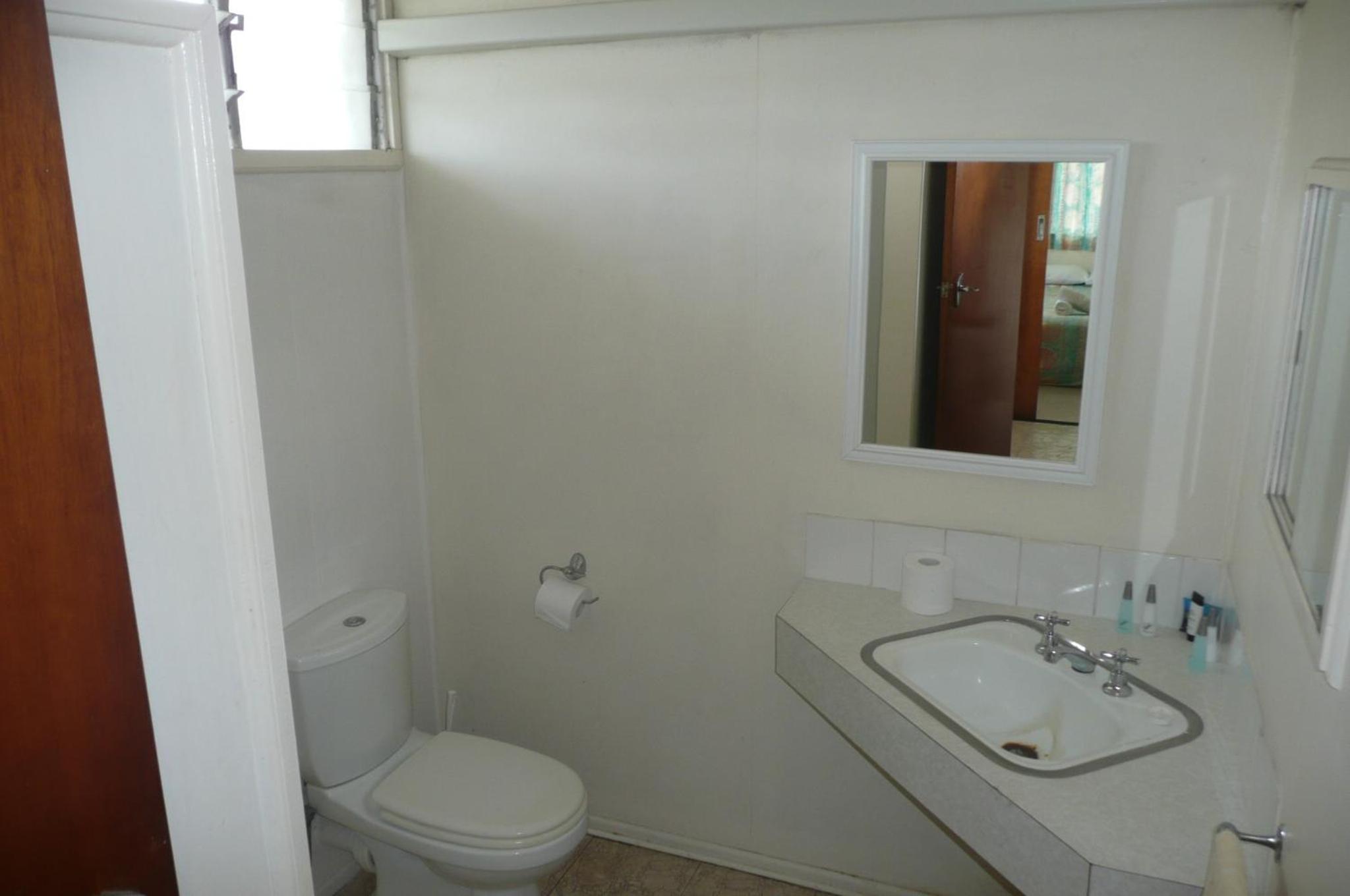 Standard Two-Bedroom Apartment - 2 Person photo 2