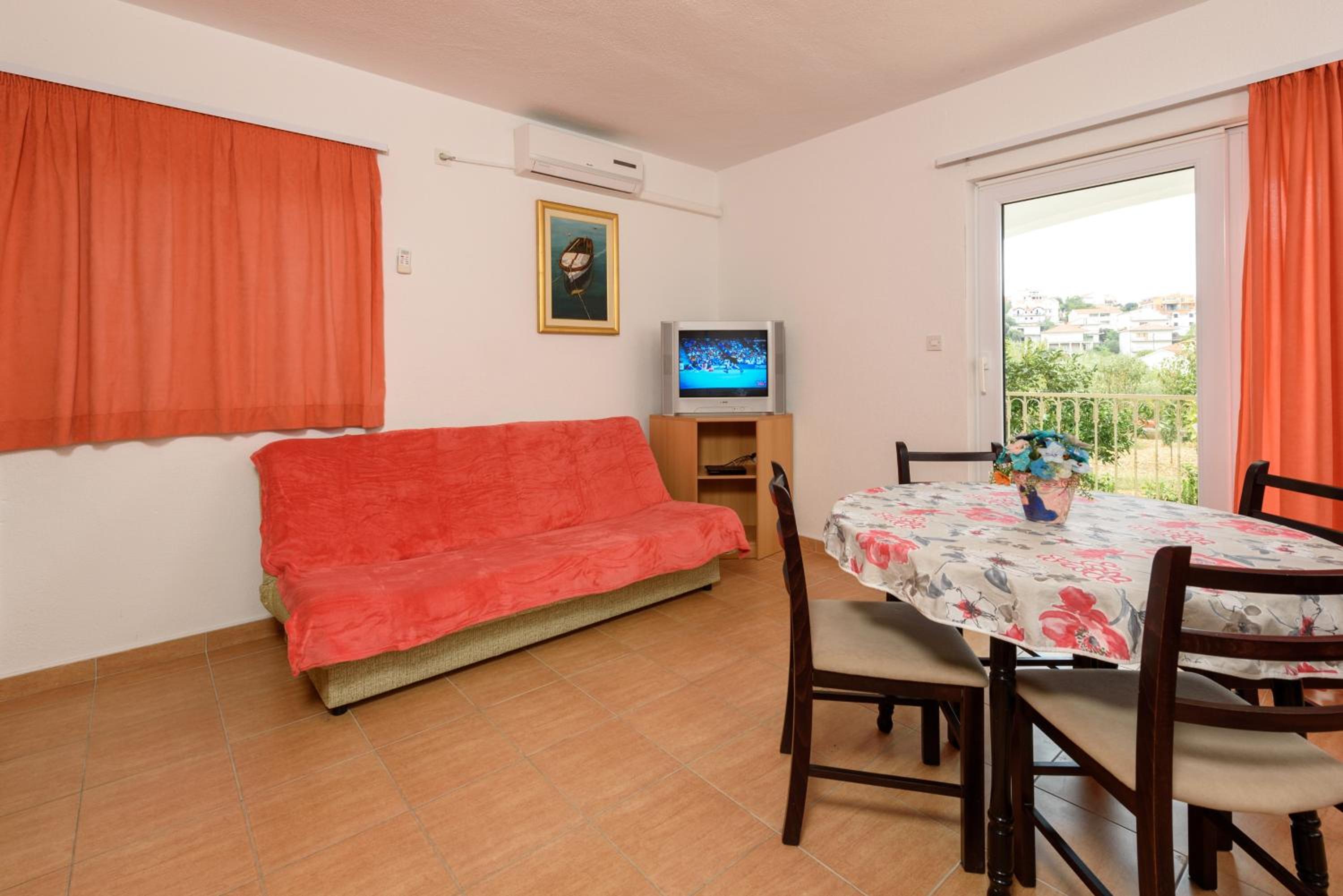 One-Bedroom Apartment with Terrace