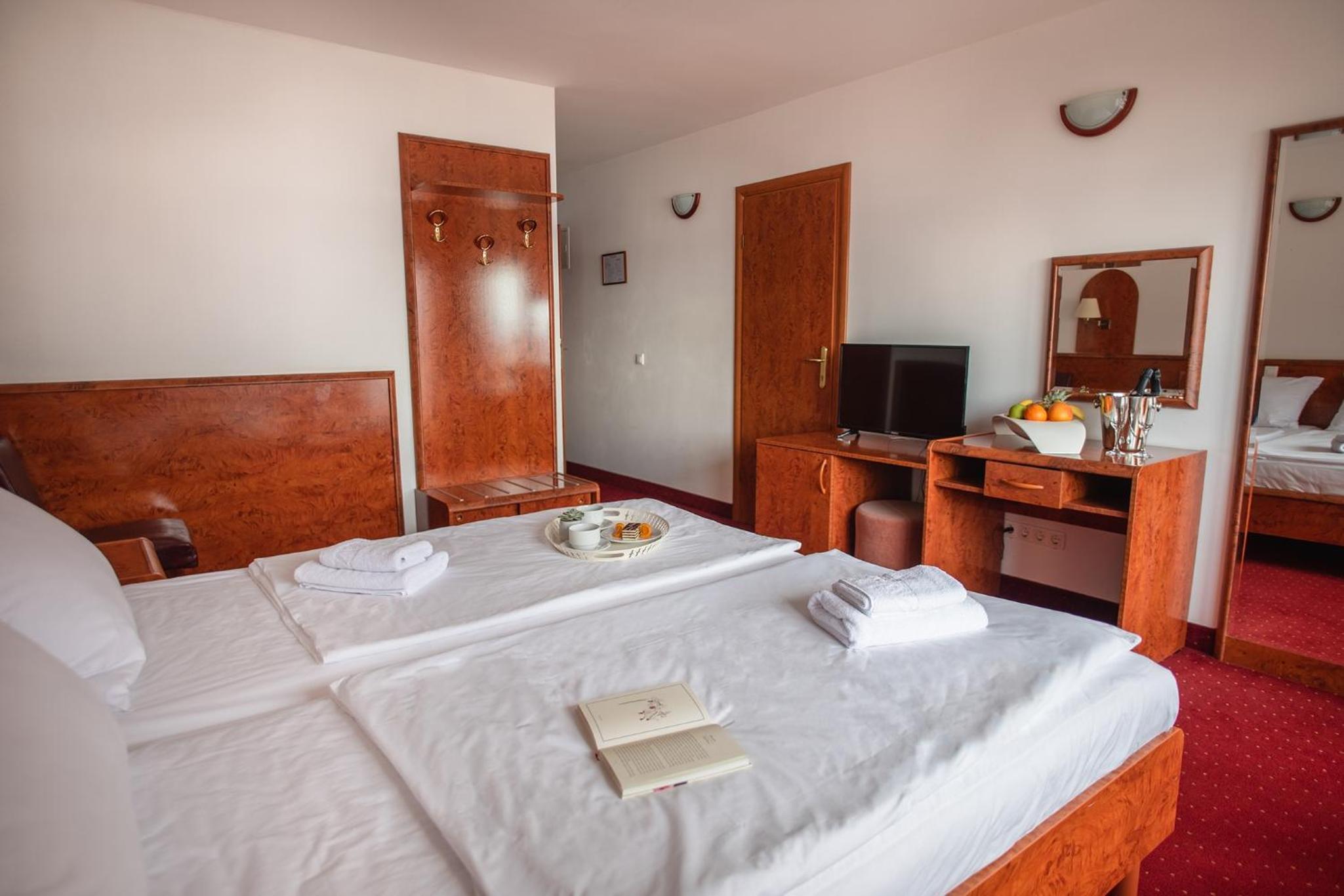 Triple Room With Balcony