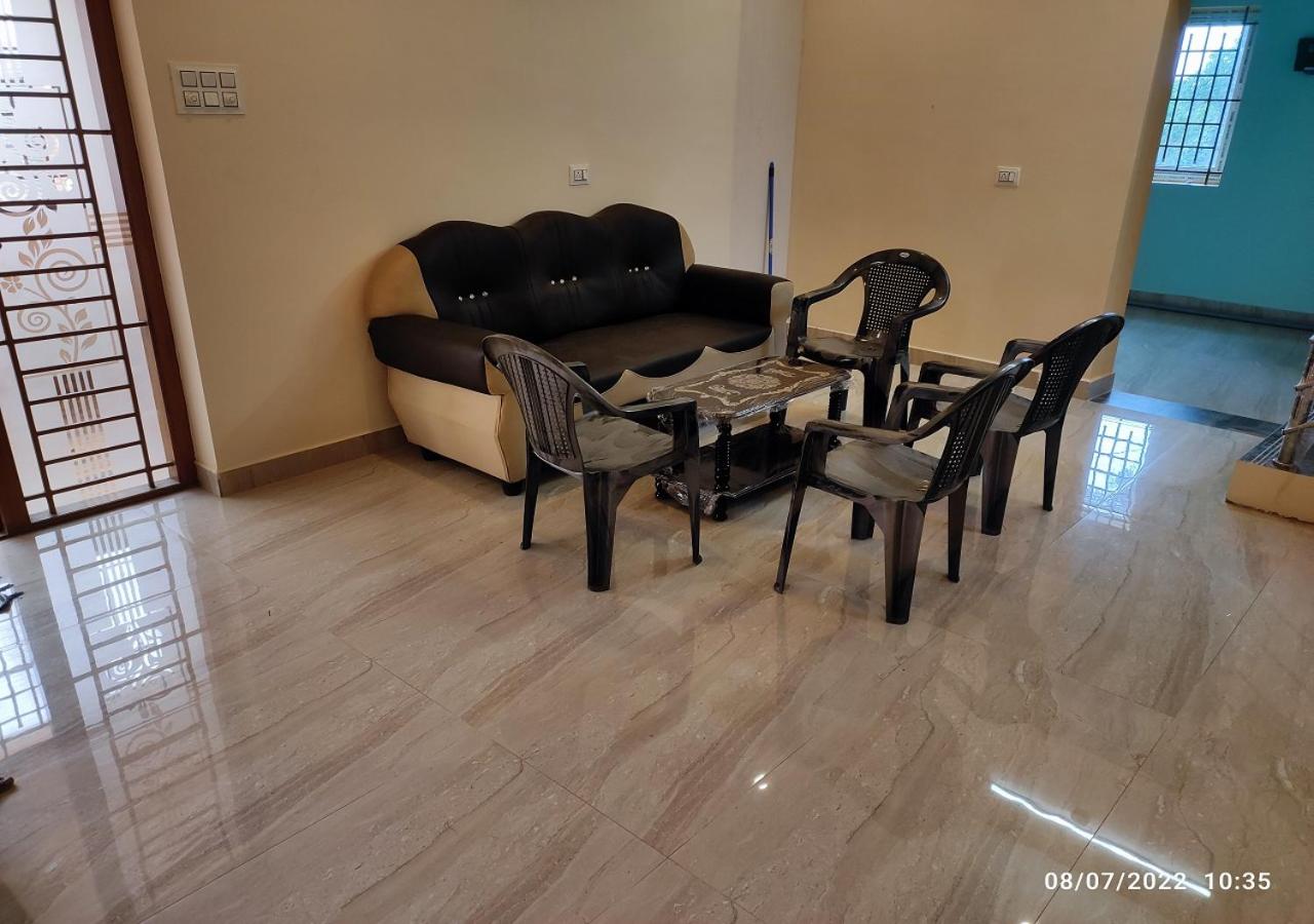 Two-Bedroom Villa - Photo 17