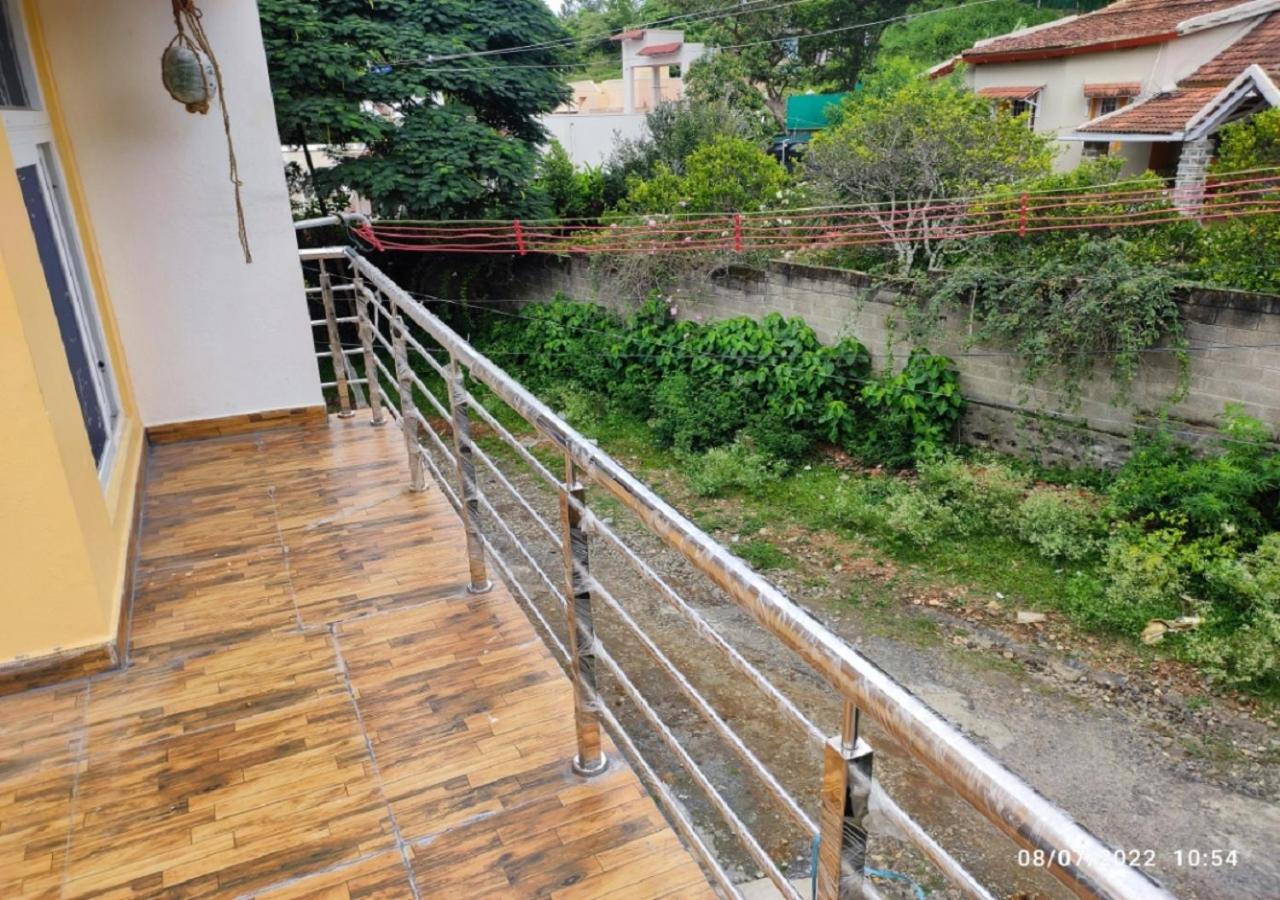 Two-Bedroom Villa - Photo 11