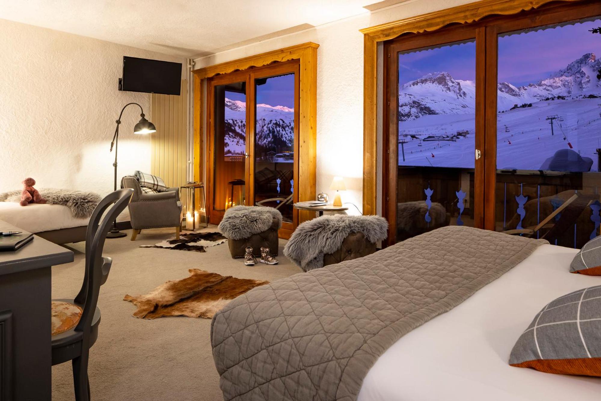 Junior Suite with Balcony