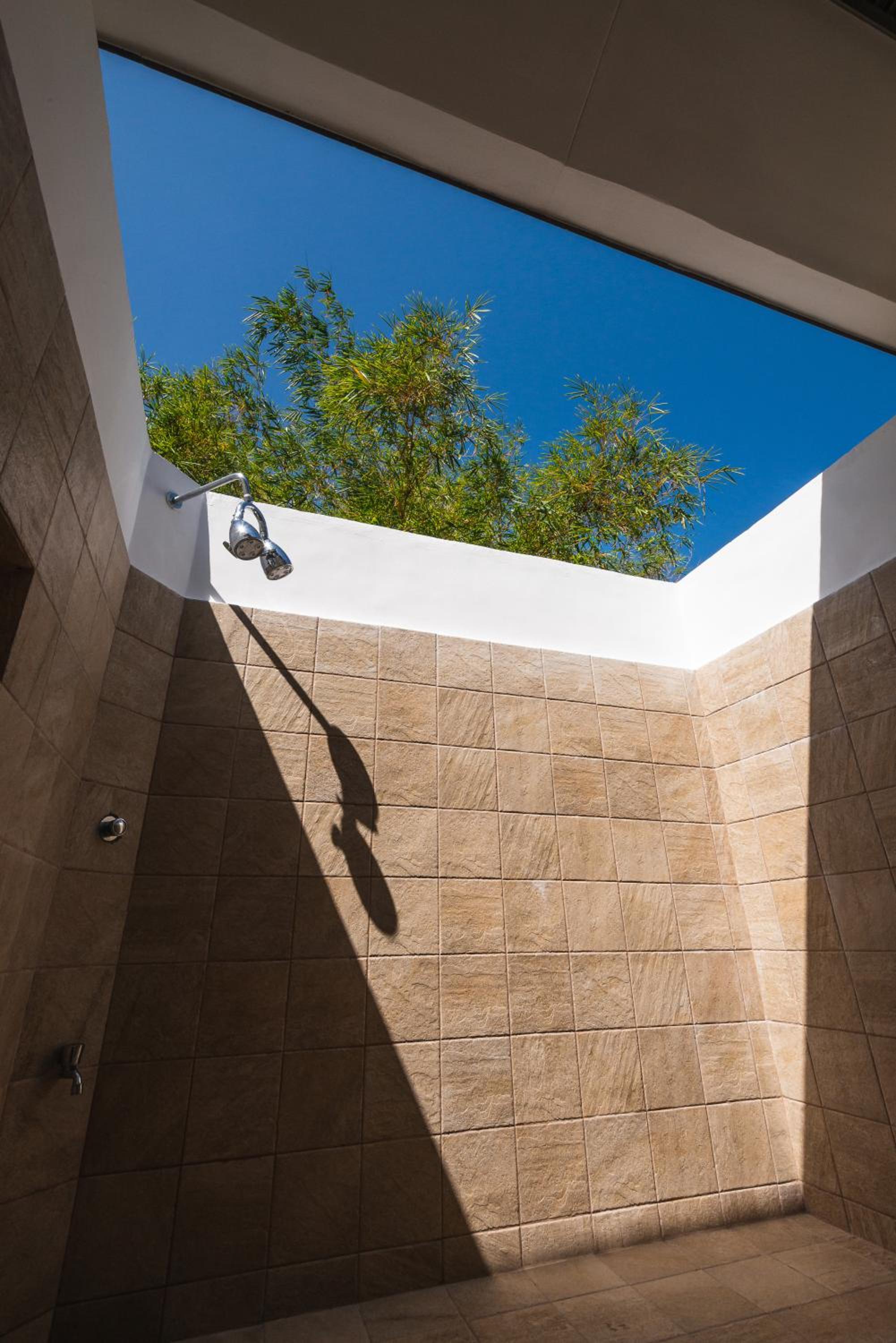 Deluxe Double Queen Casita - Photo 8