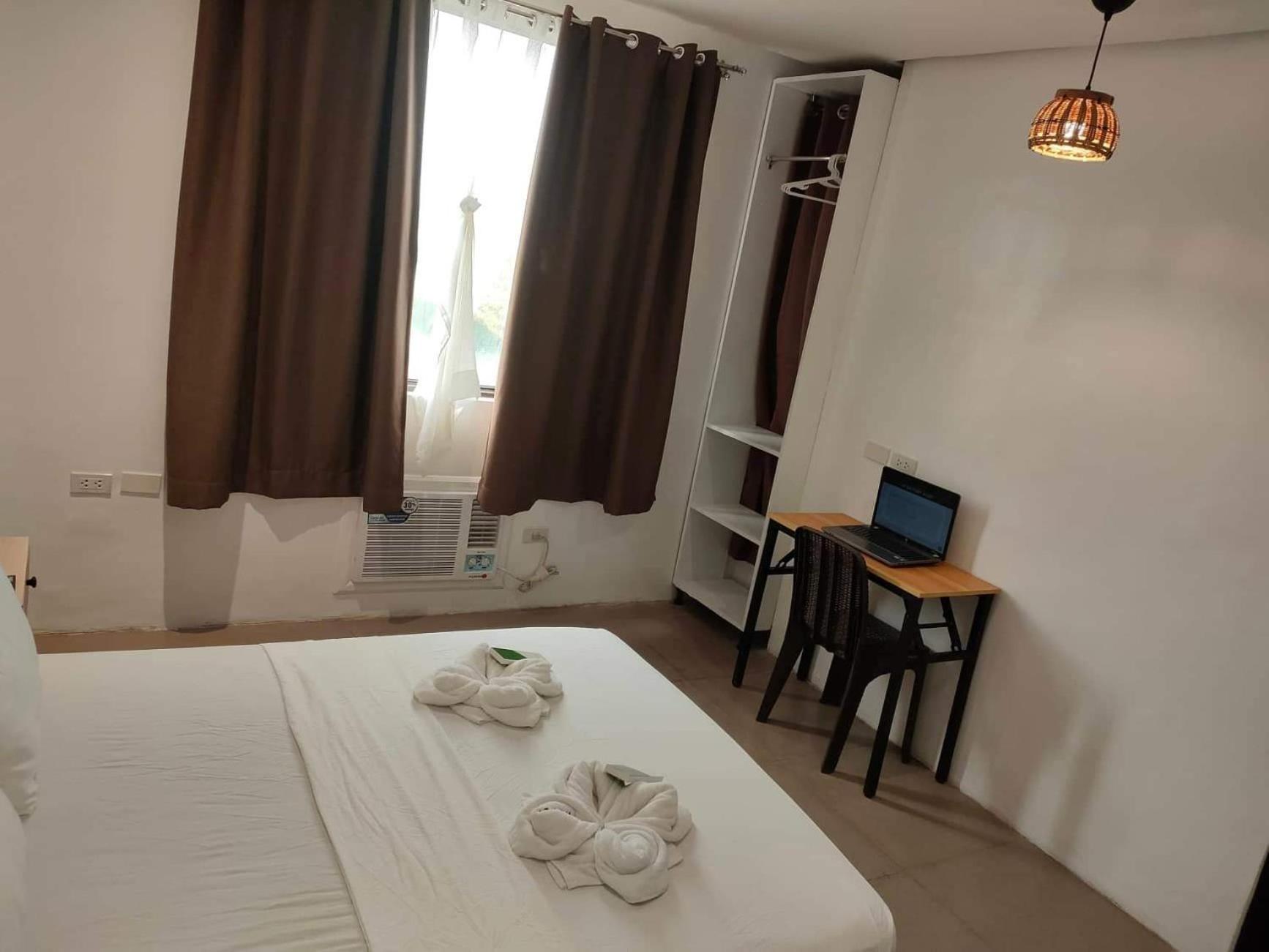 Budget Double Room - Photo 3