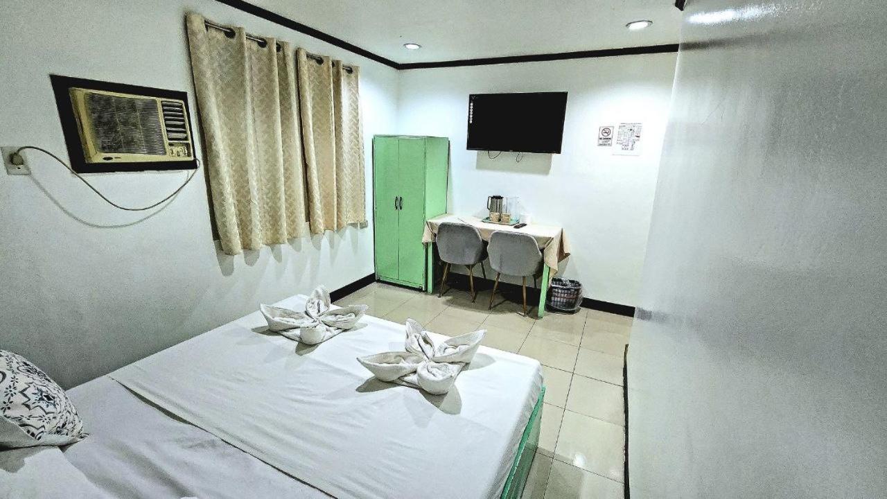 Double Room - Photo 2
