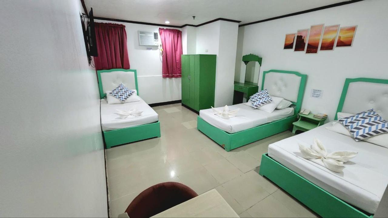 Triple Room - Photo 6