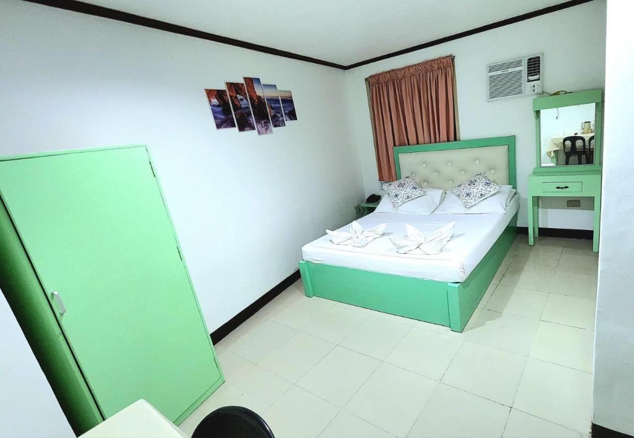 Double Room - Photo 3