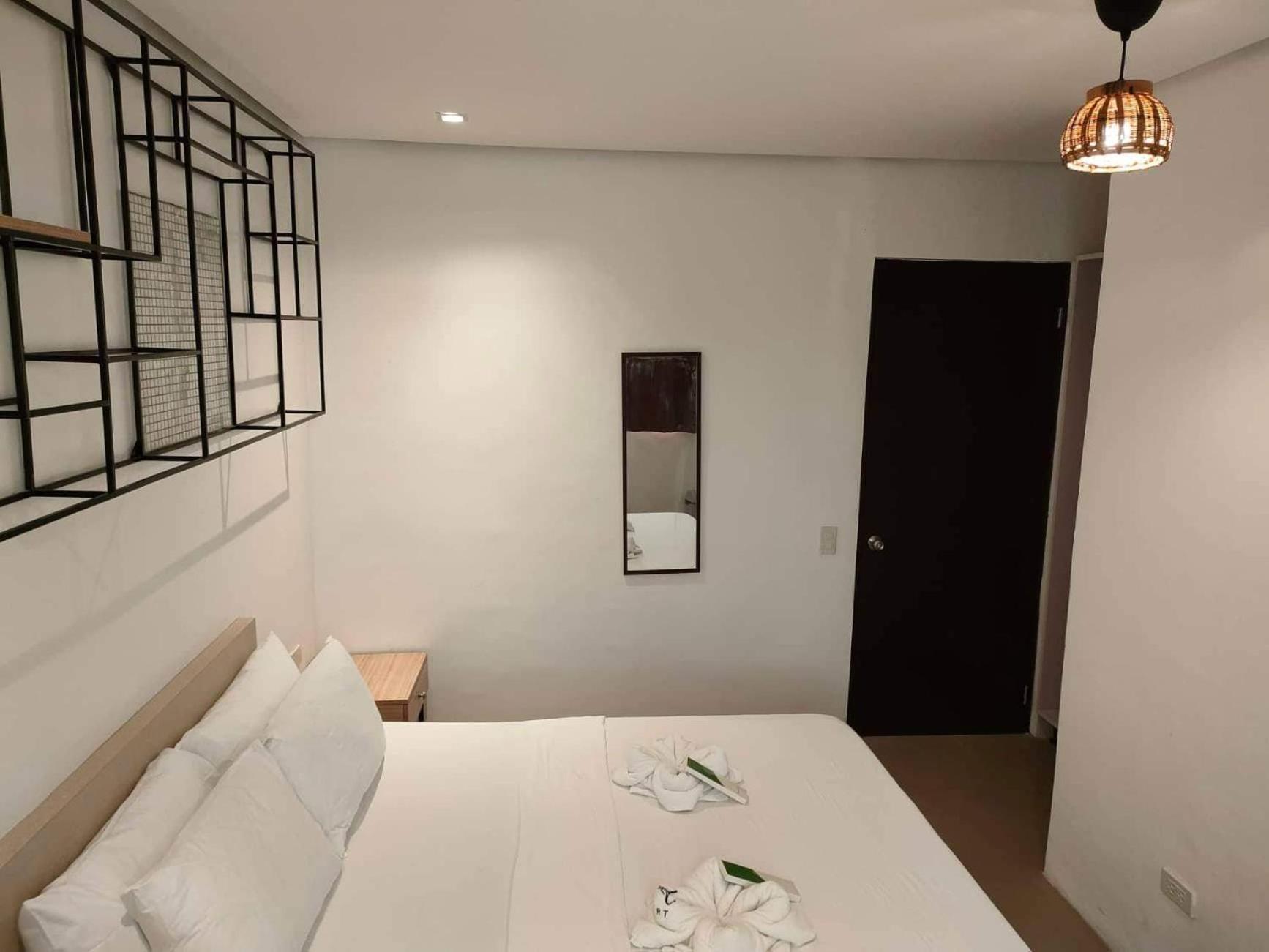 Queen Room - Photo 6
