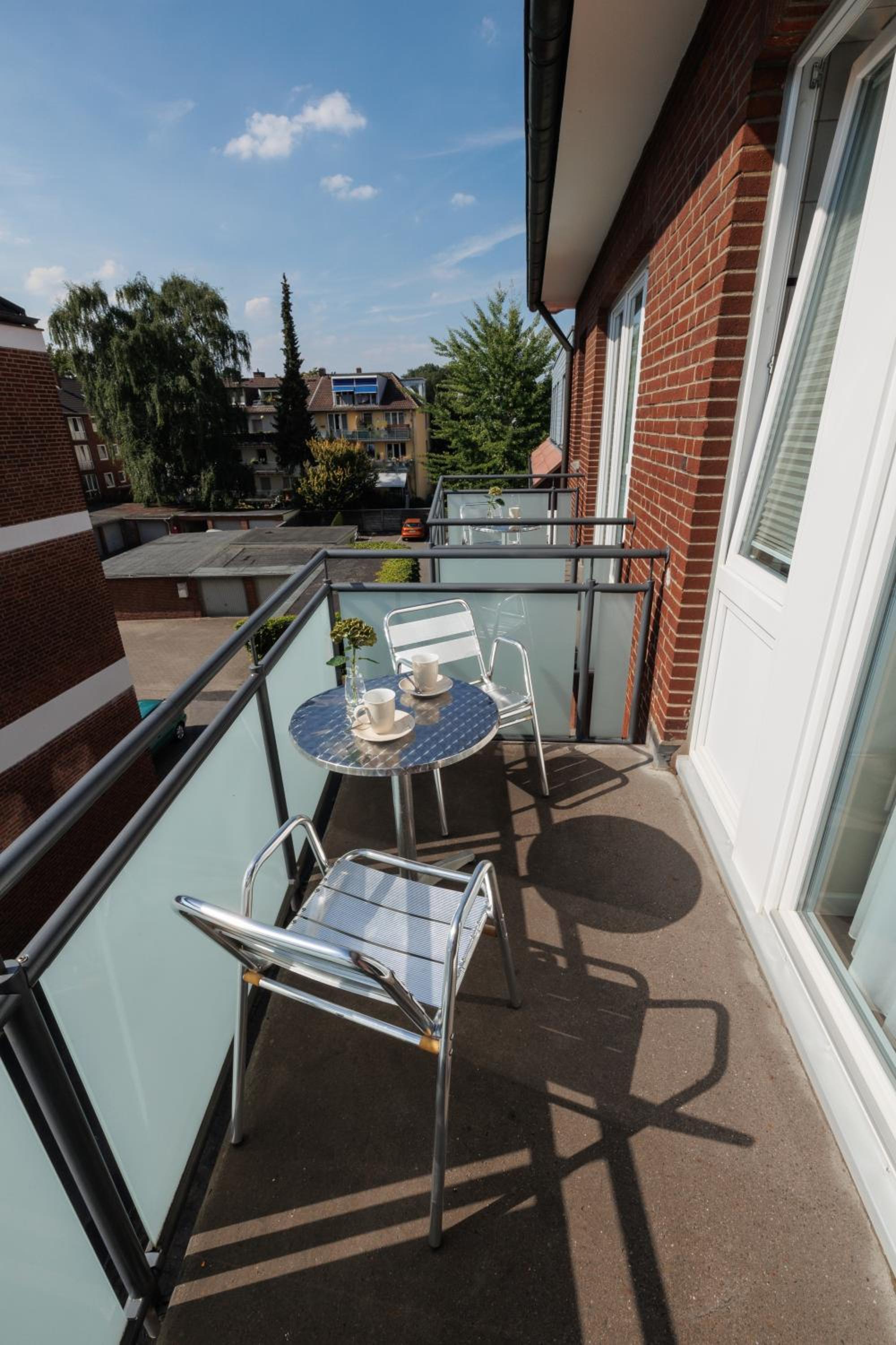 Deluxe Double Room with Balcony - Photo 2