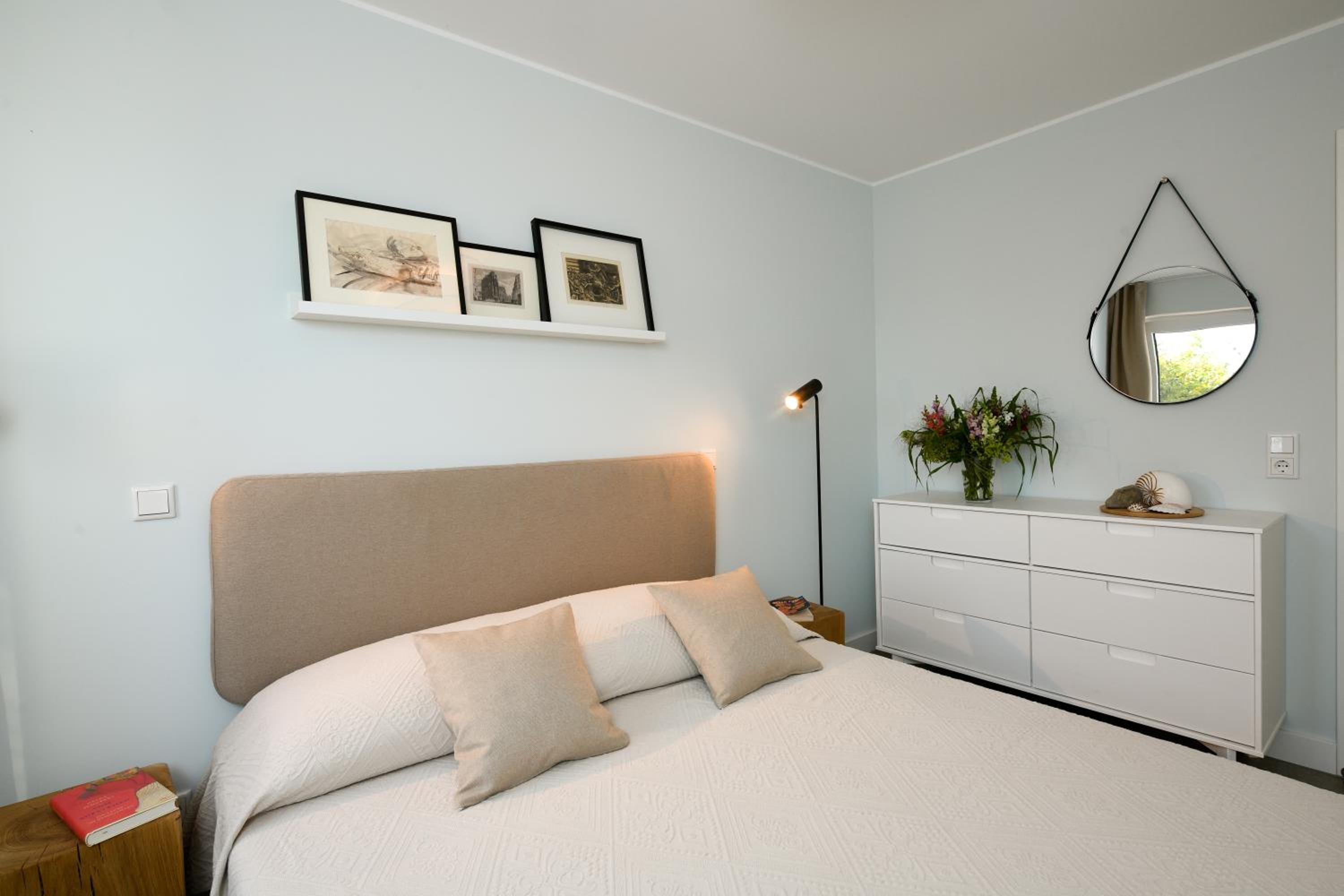 Three-Bedroom House photo 1