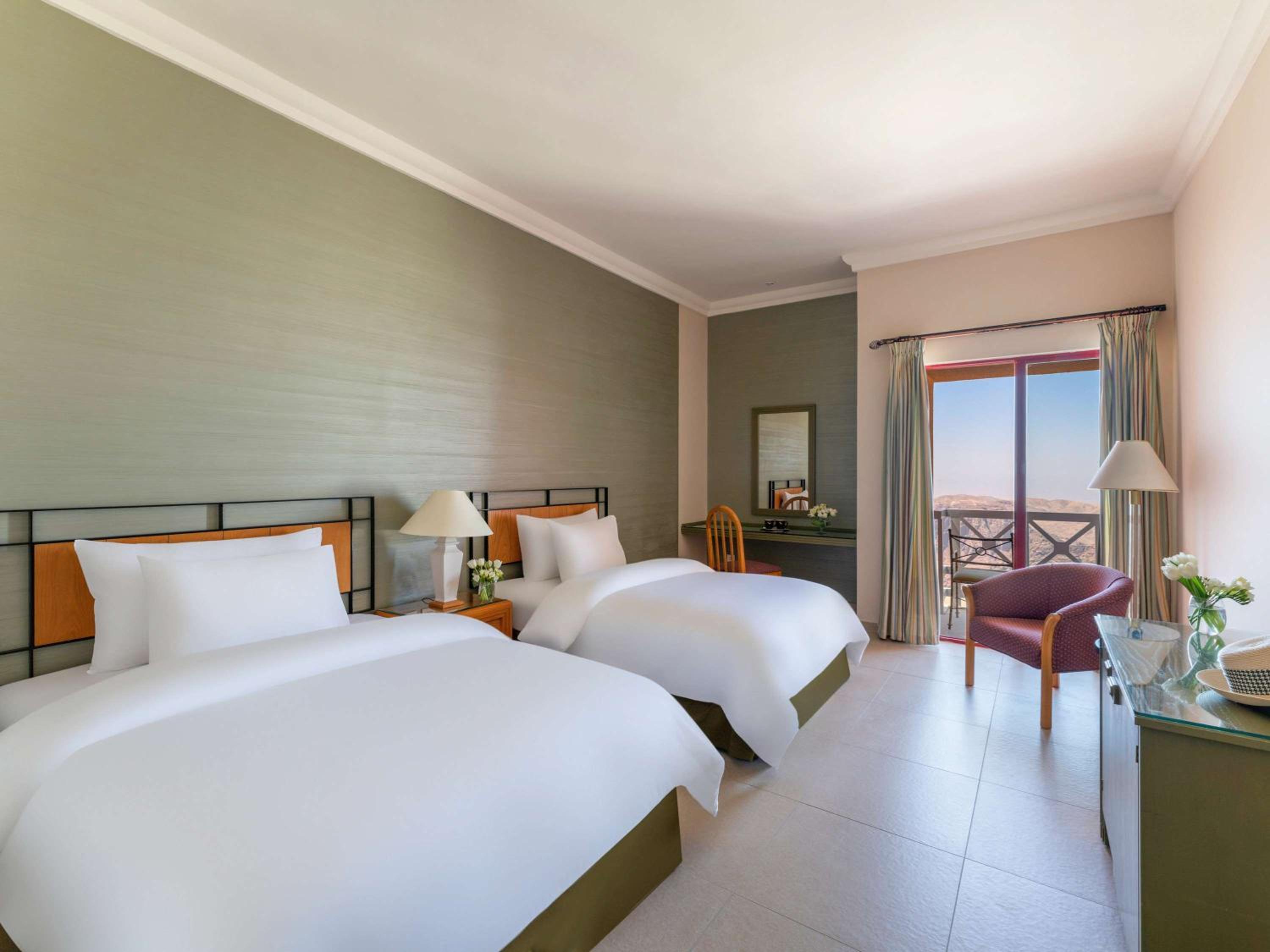 Superior Twin Room - Photo 1