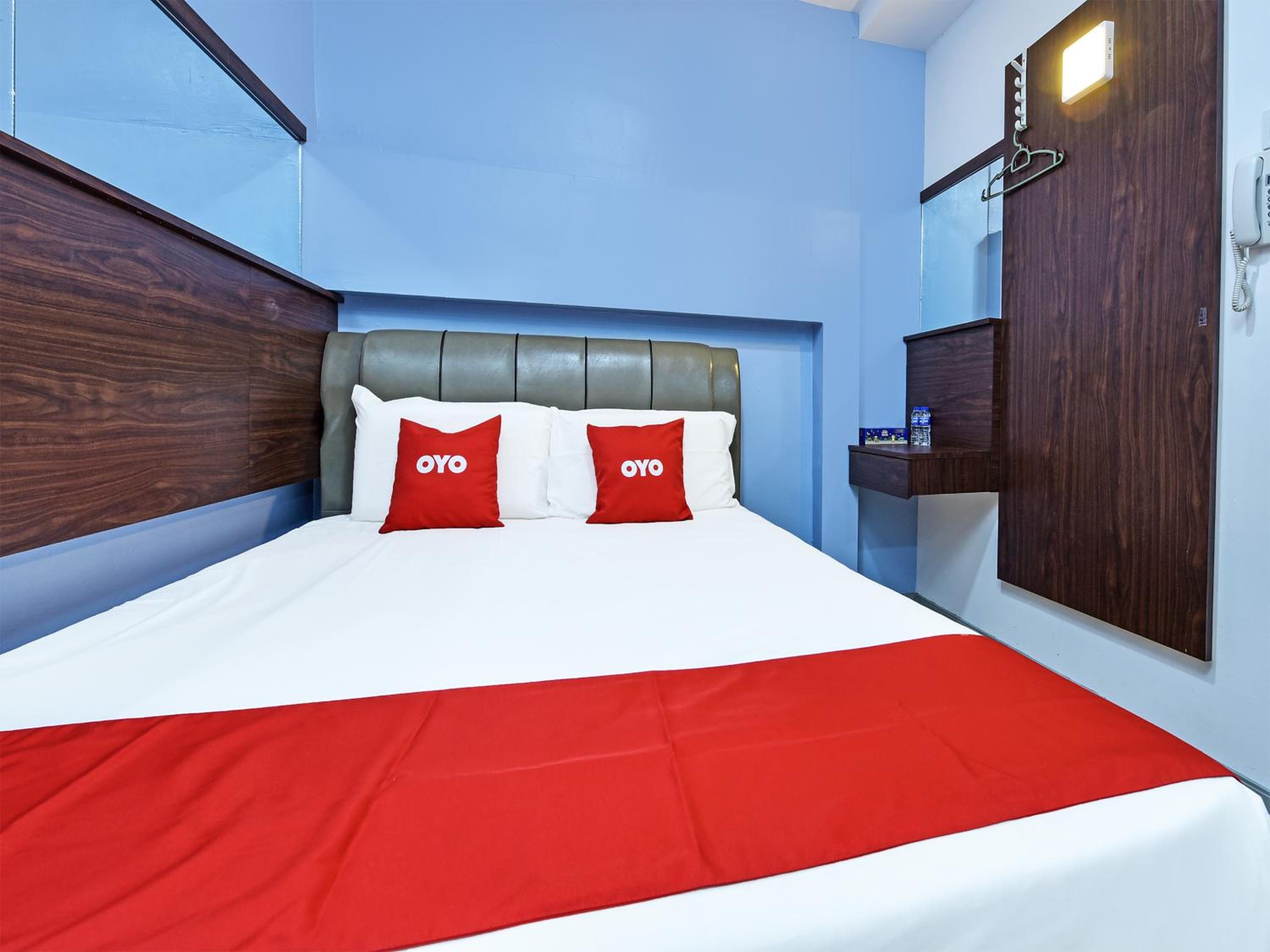 Deluxe Double Room - Photo 2