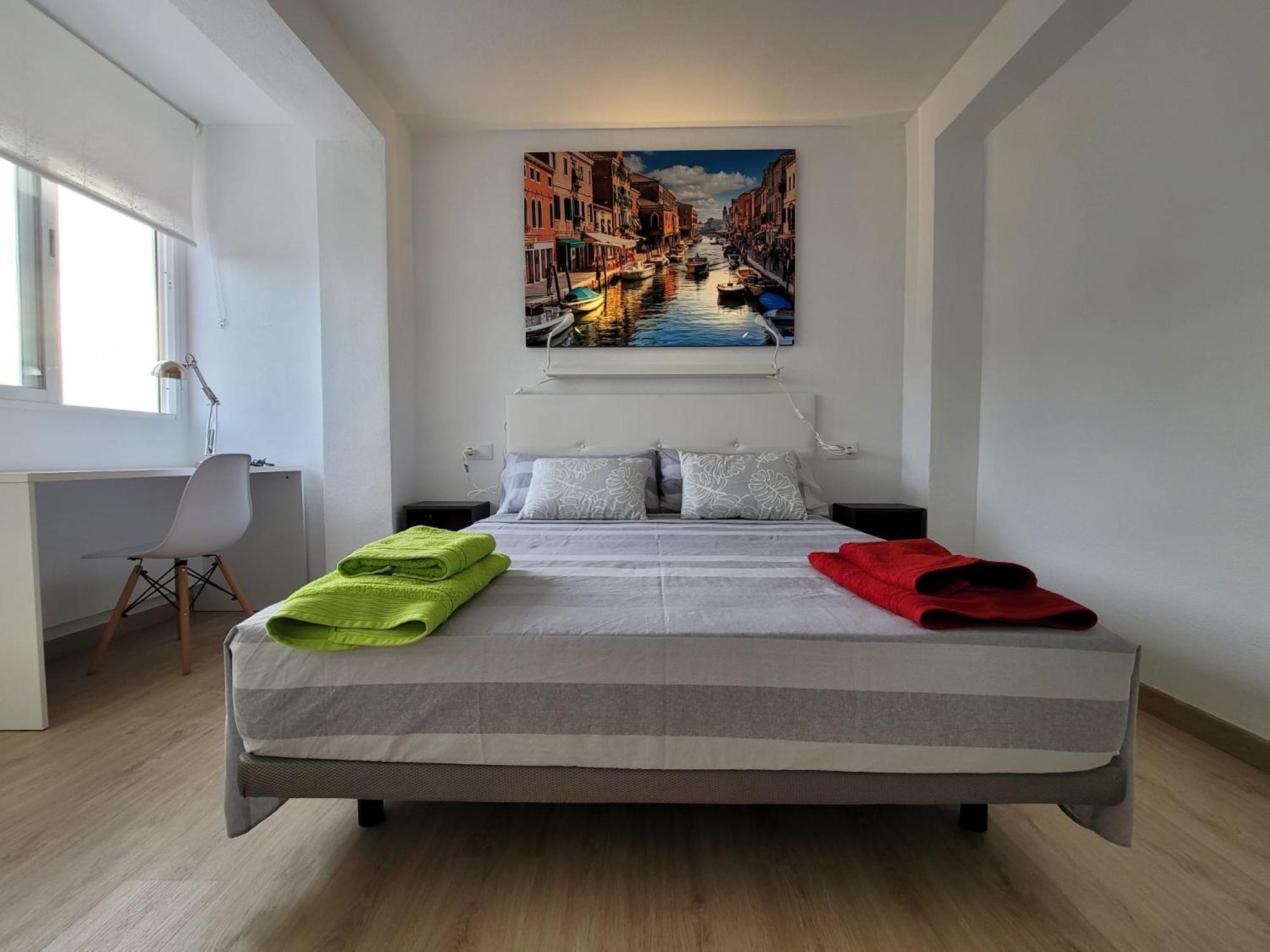 Three-Bedroom Apartment photo 2