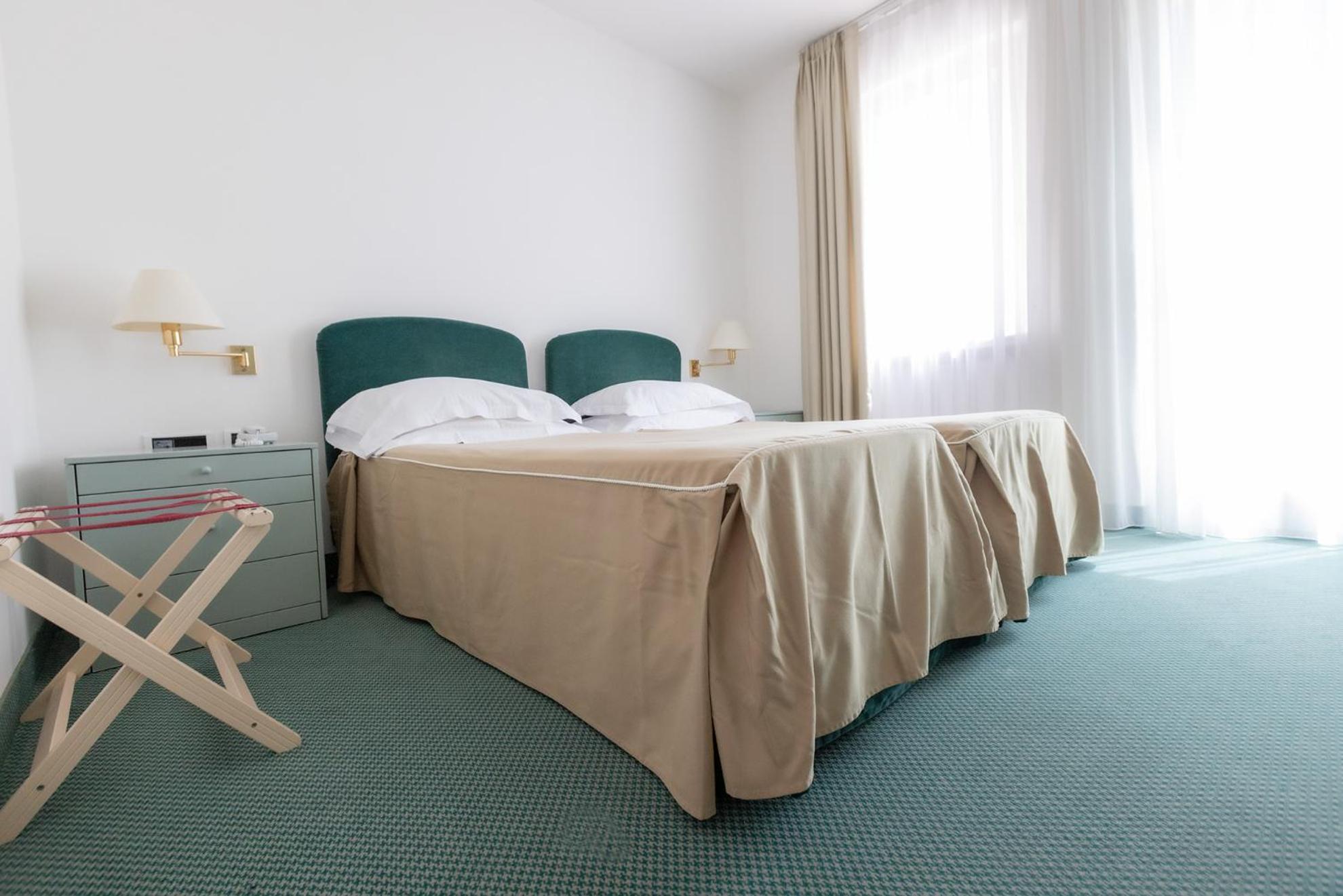Double Room with Balcony and Lake View photo 1