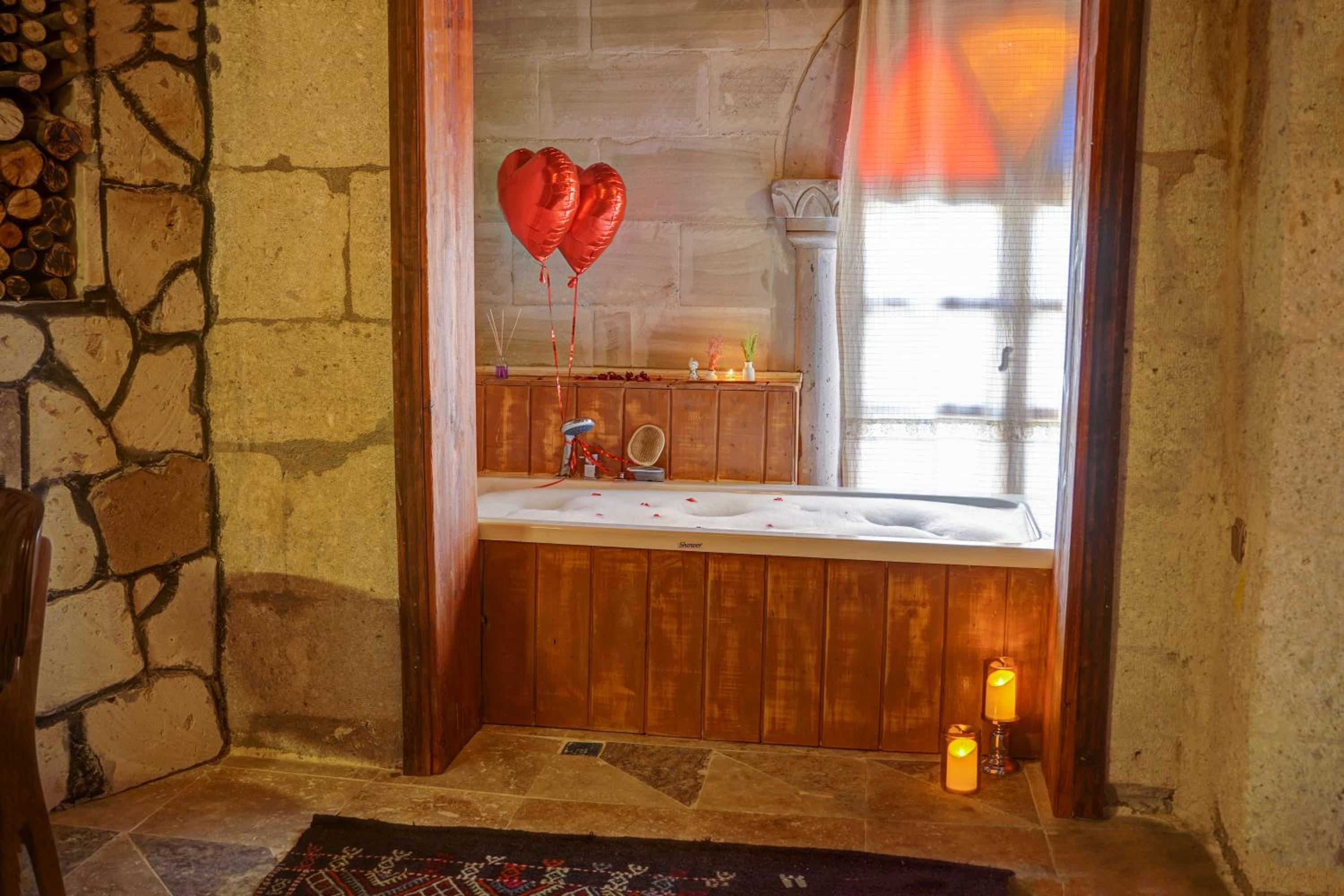 King Room with Garden View - Photo 9
