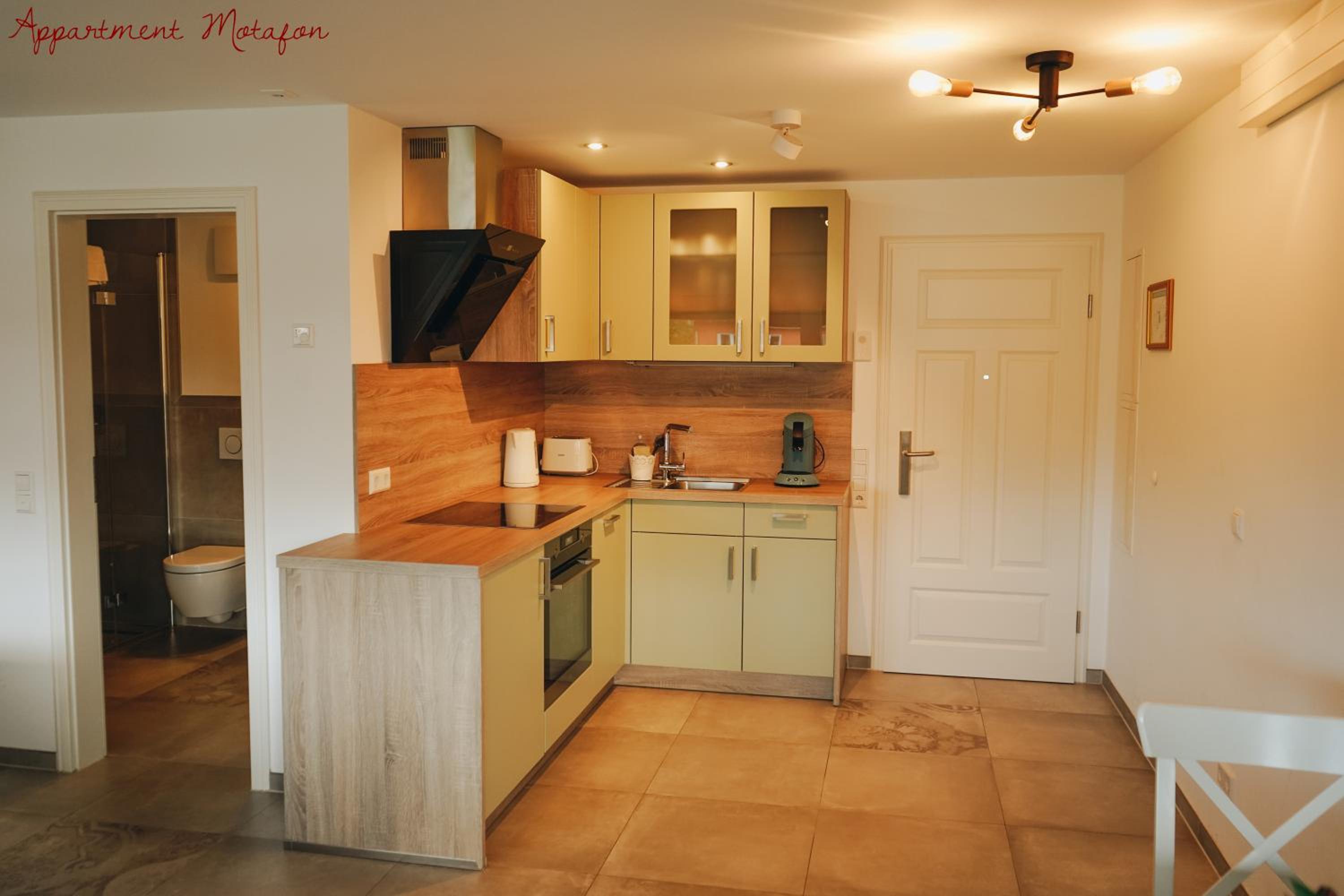 Studio Apartment  with Balcony photo 2