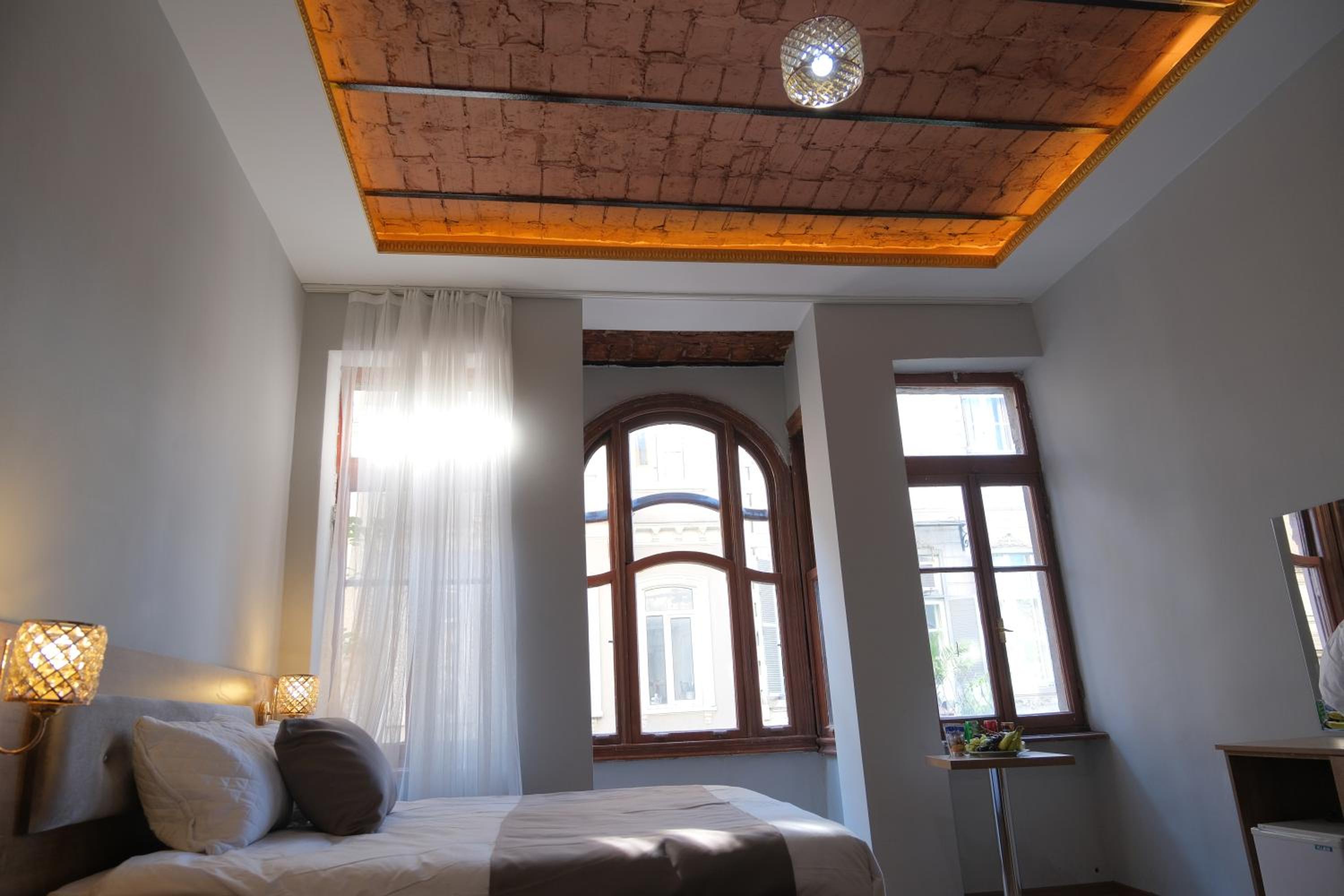 Deluxe Triple Room photo 1