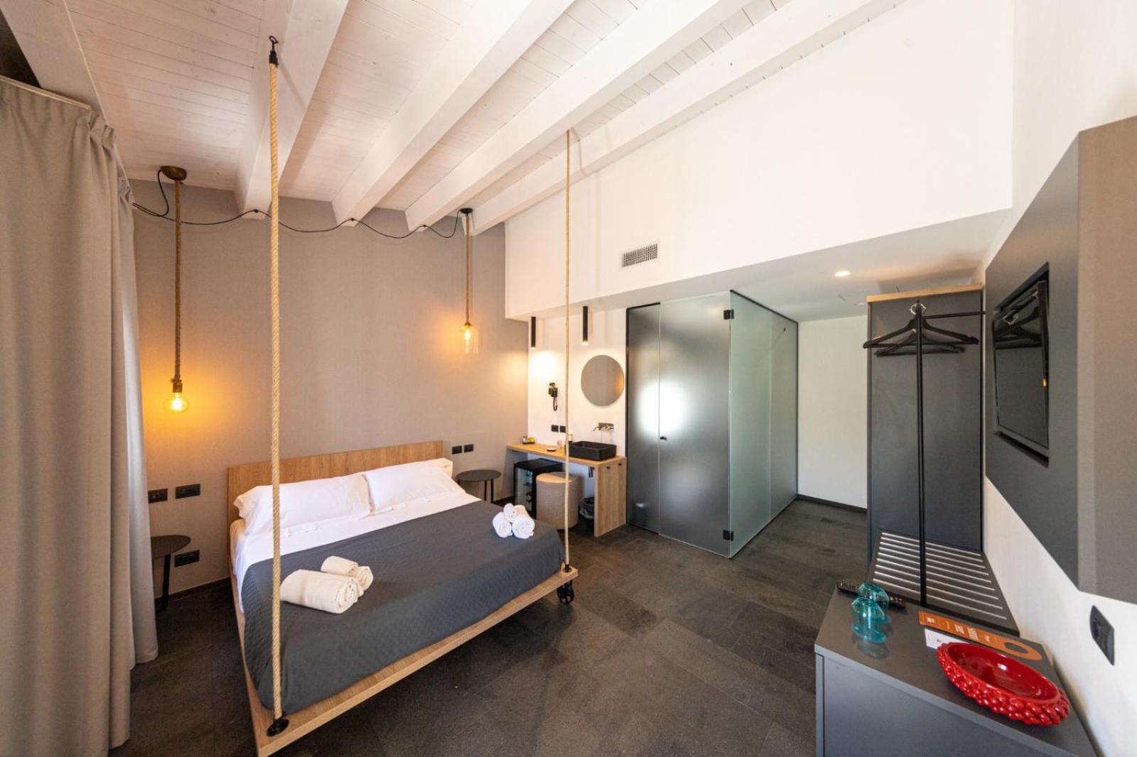 Deluxe Double Room photo 3