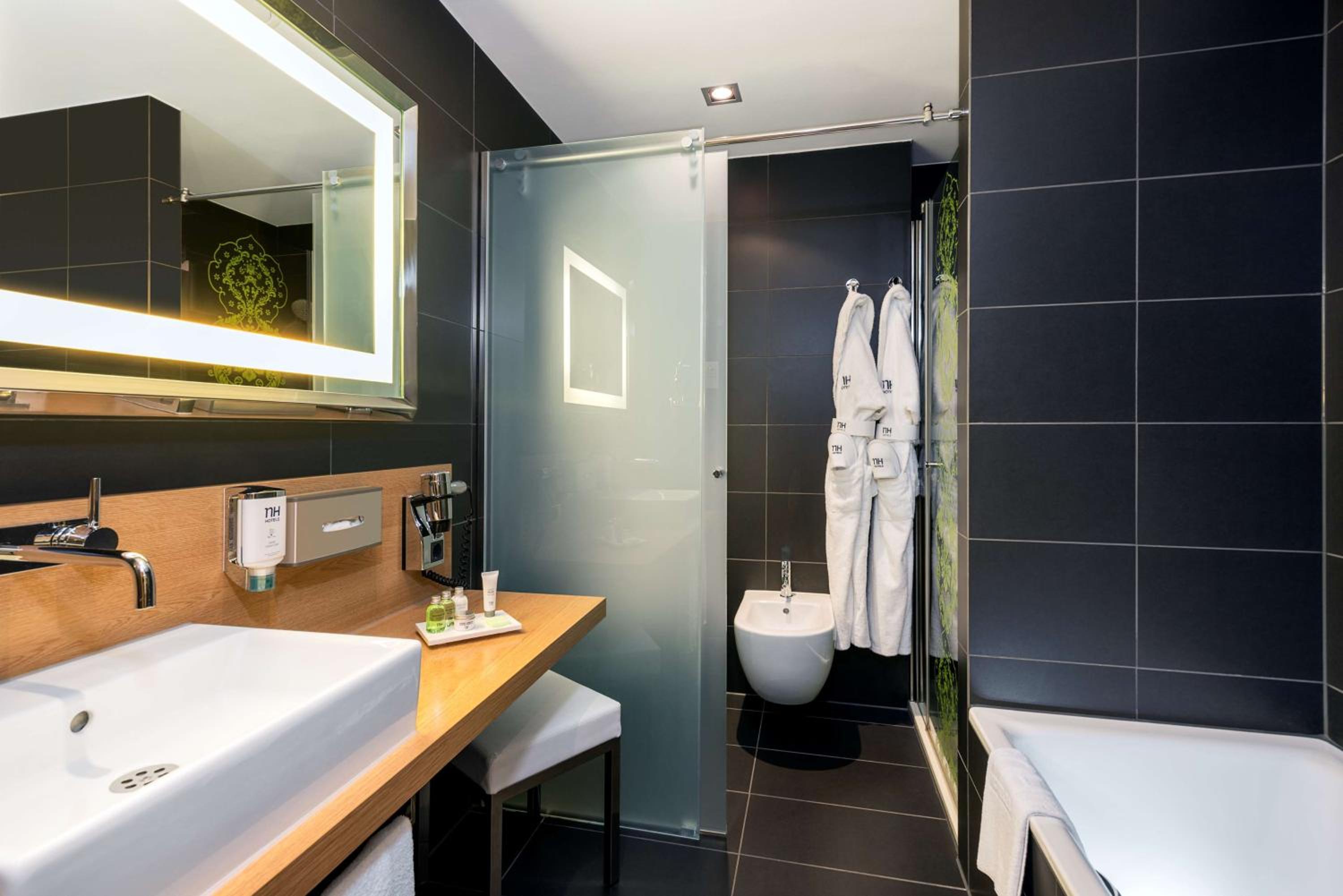 Available room