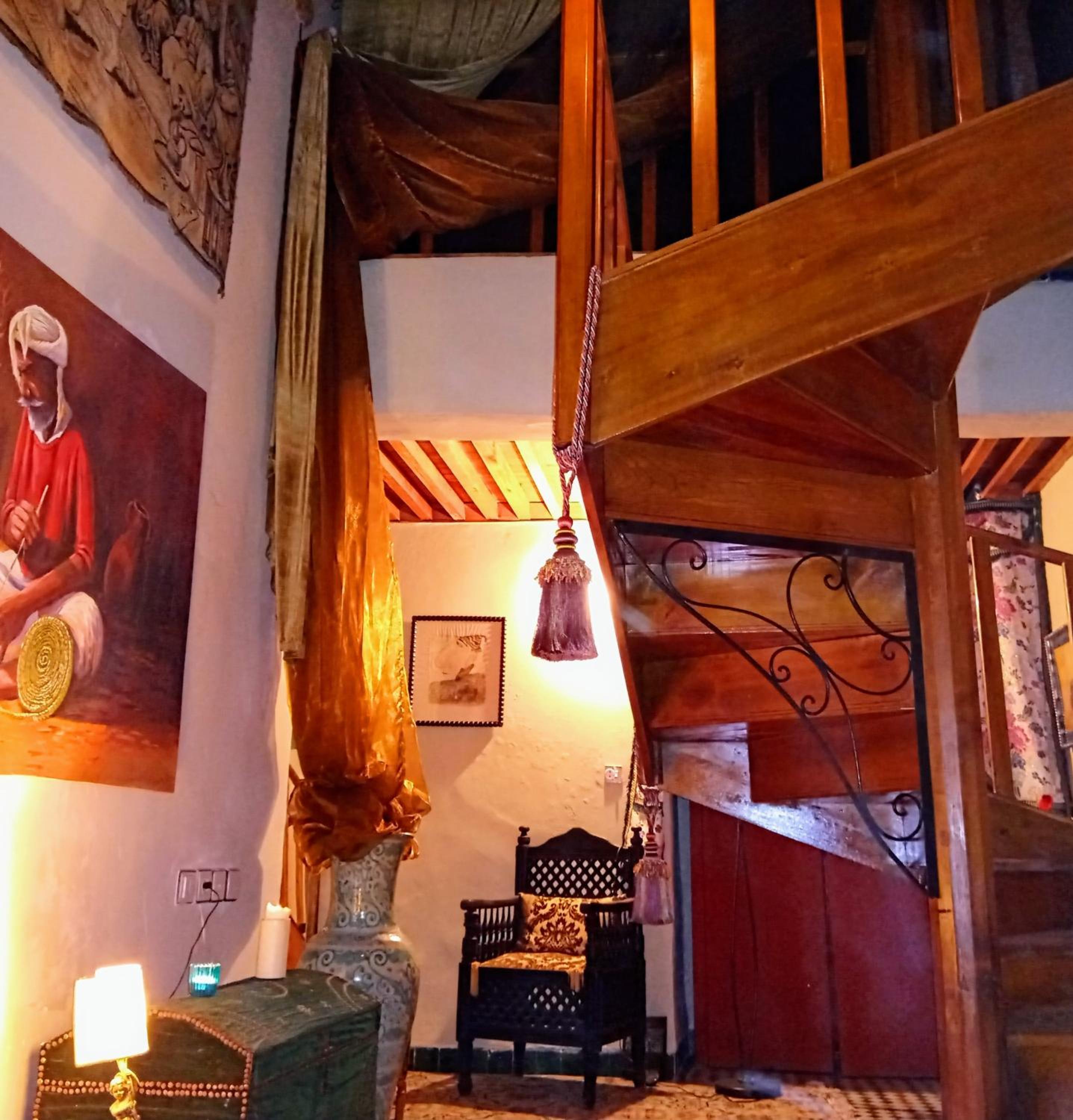 Deluxe Room - Photo 26