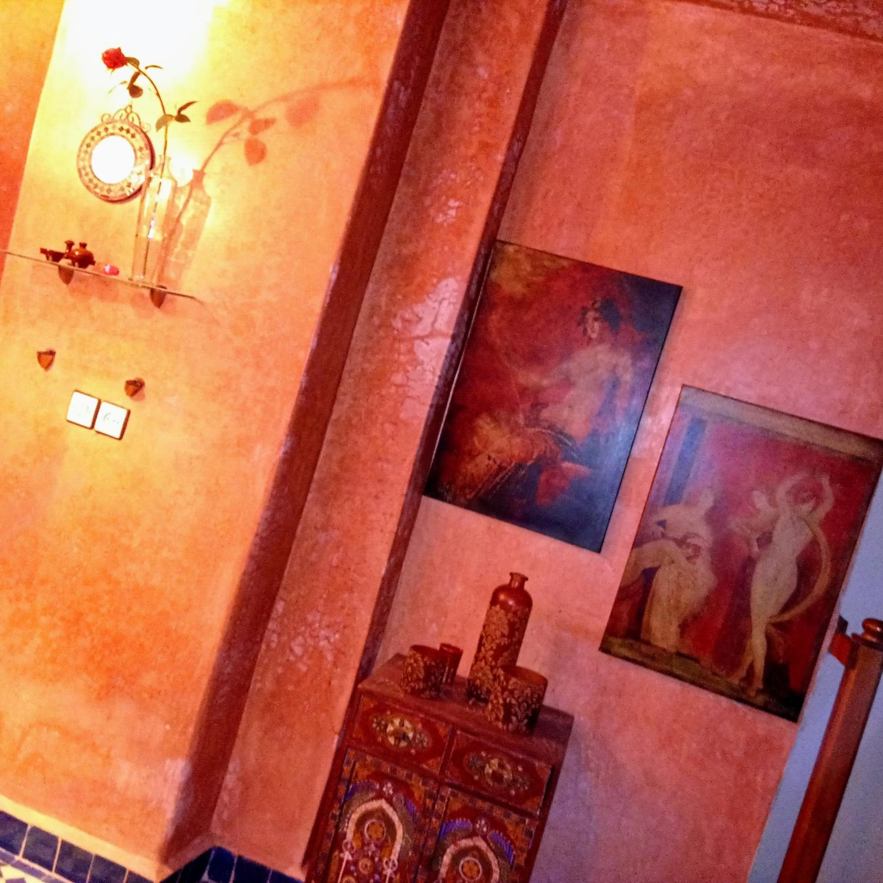 Deluxe Room - Photo 16