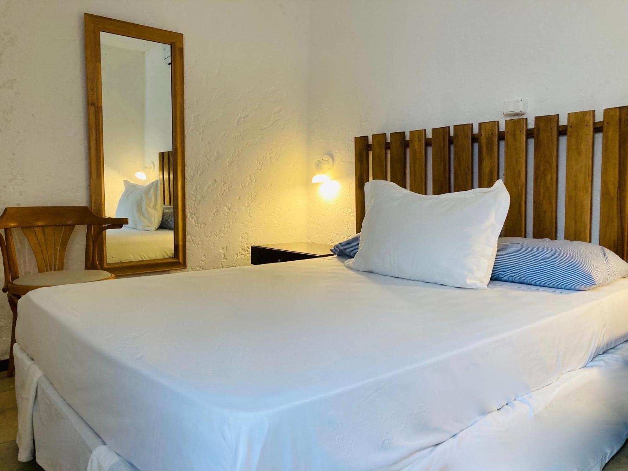 Double Room with One Double Bed and 2 Adults Occupancy (Non Smoking) photo 3