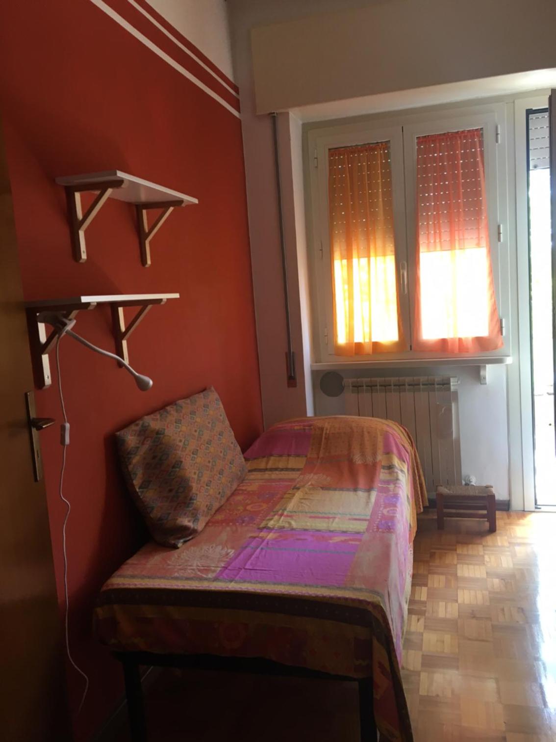 Twin Room with Shared Bathroom photo 3