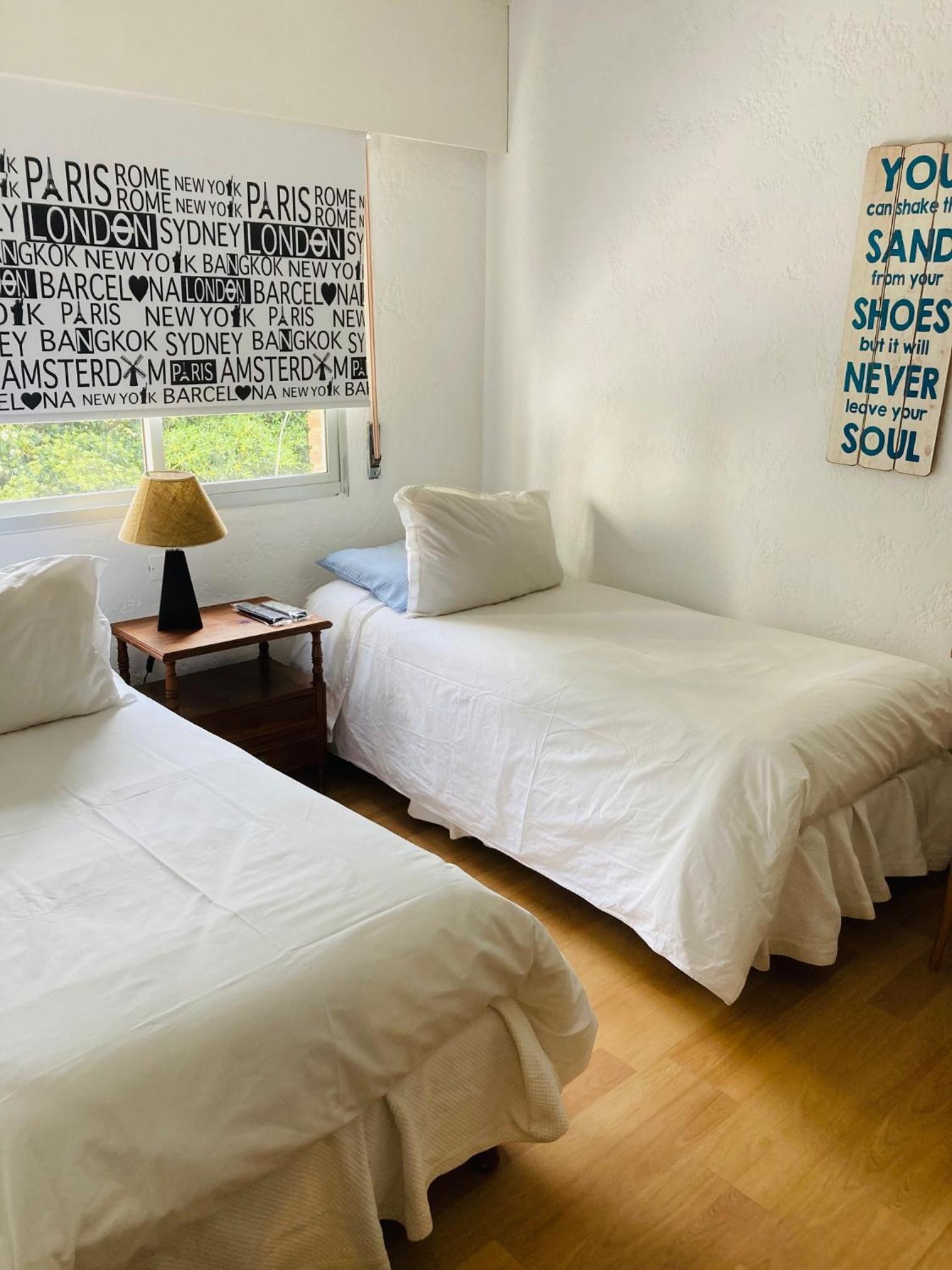 One Twin Bed and 2 Adults Occupancy (Non Smoking) photo 1
