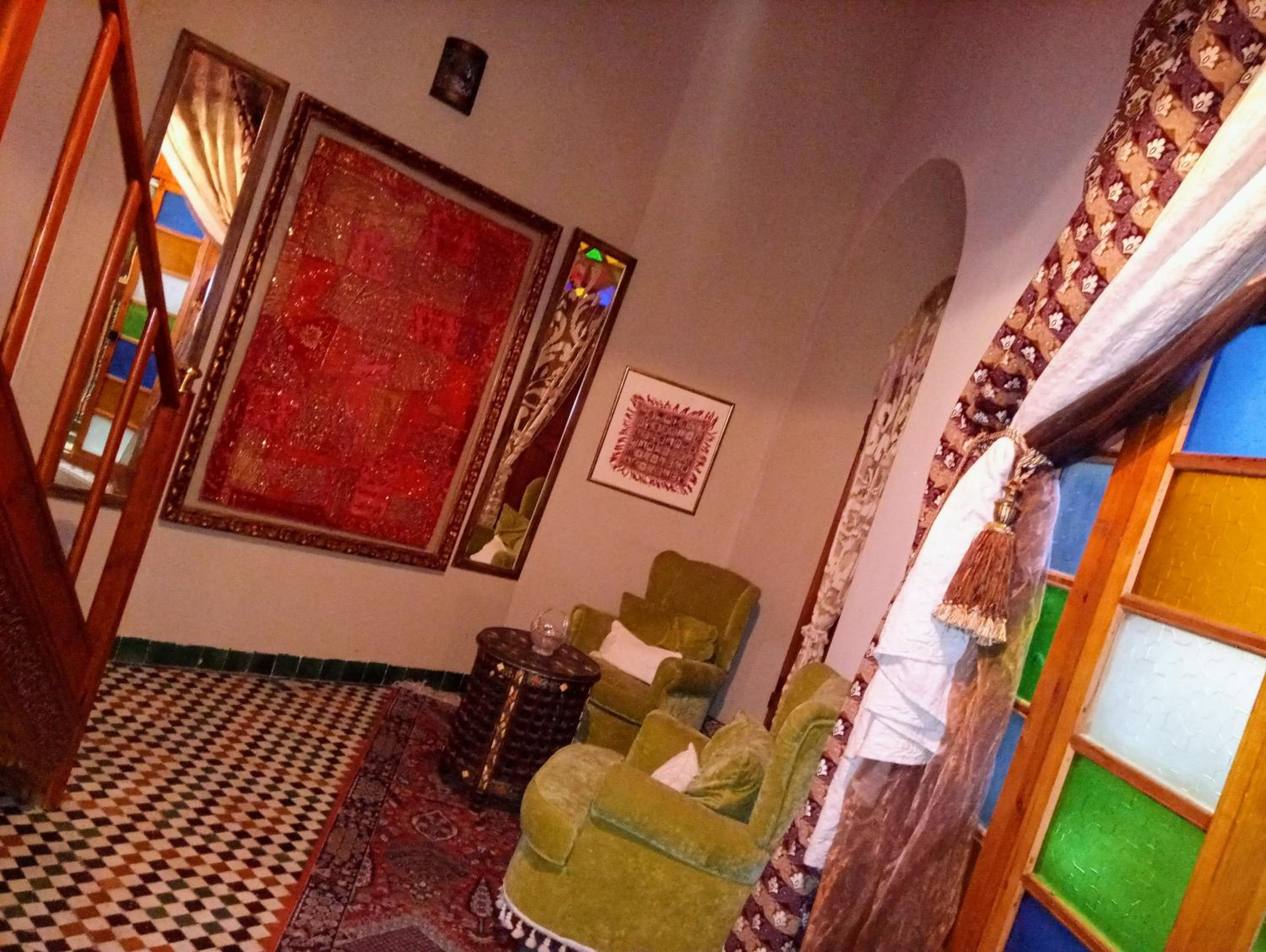 Deluxe Suite - Photo 10