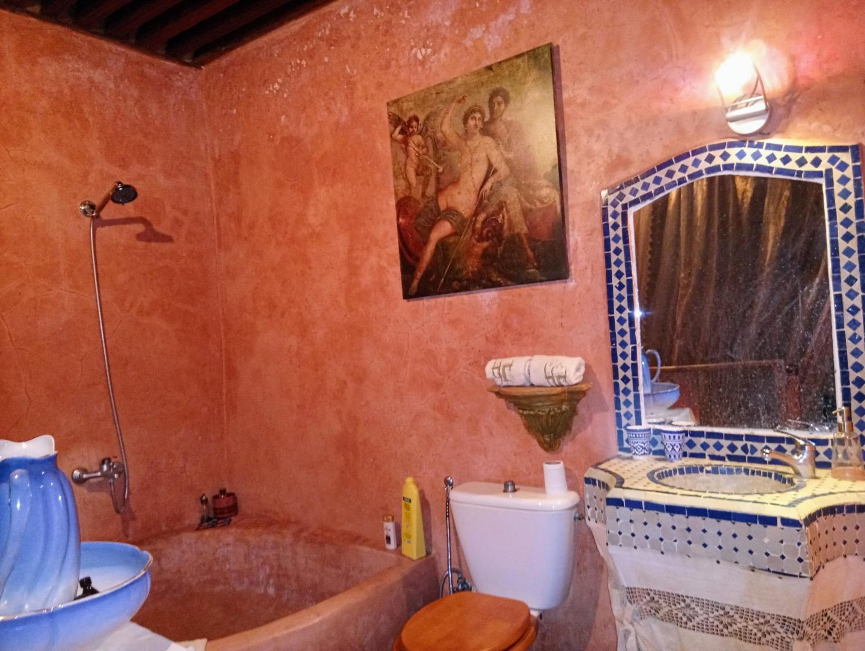 Deluxe Suite - Photo 27