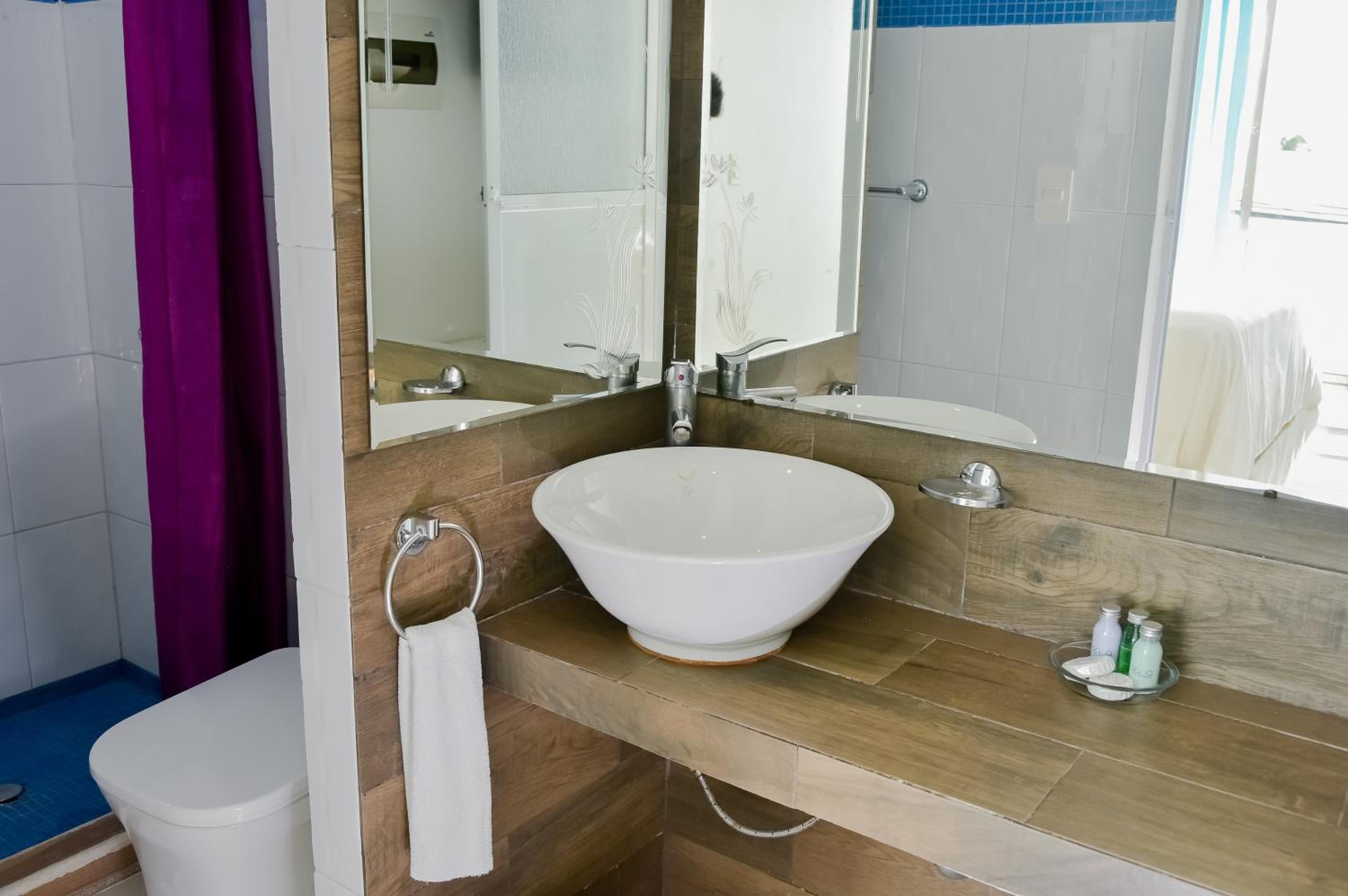 Standard Room with City View photo 2