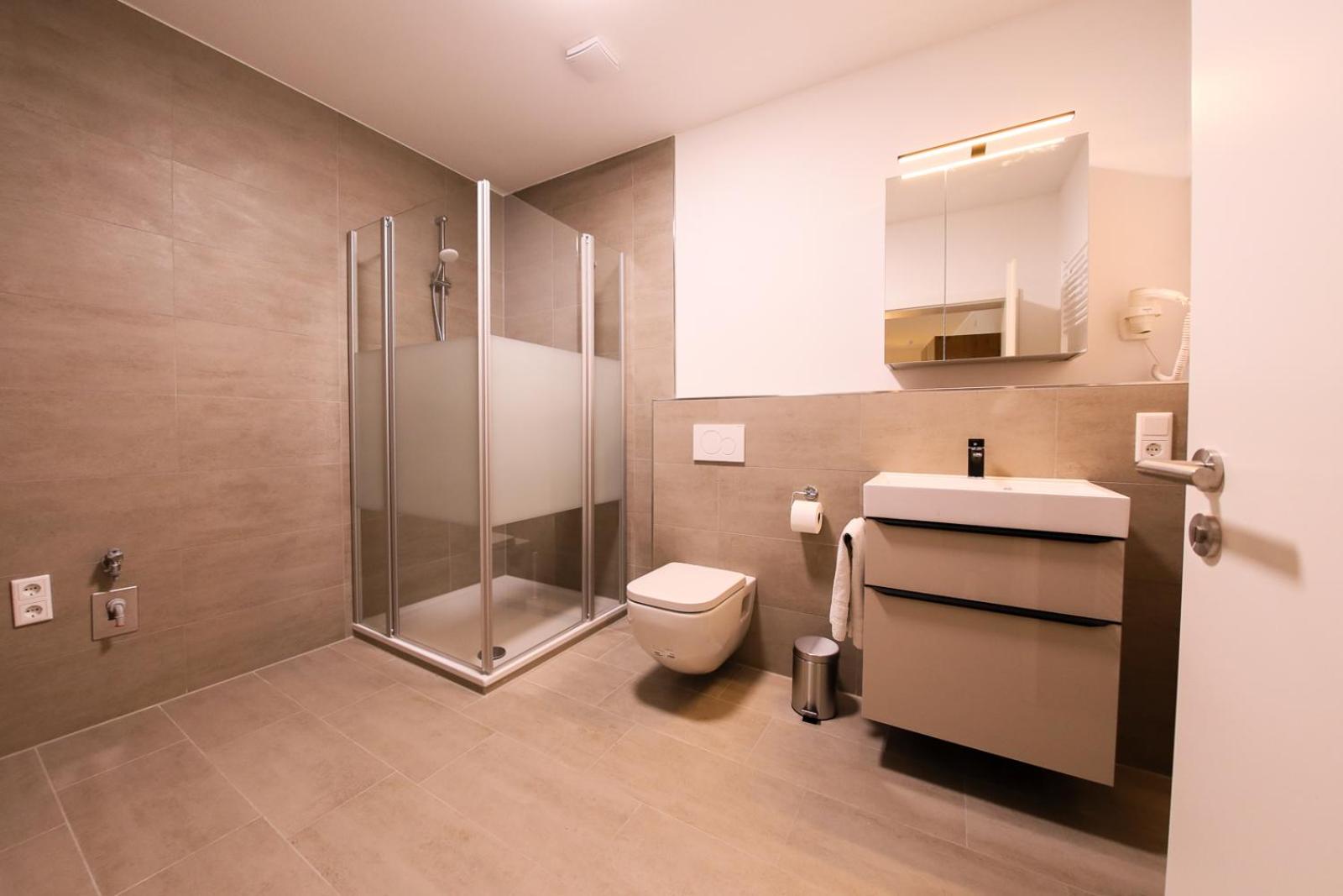 Deluxe Family Suite photo 2