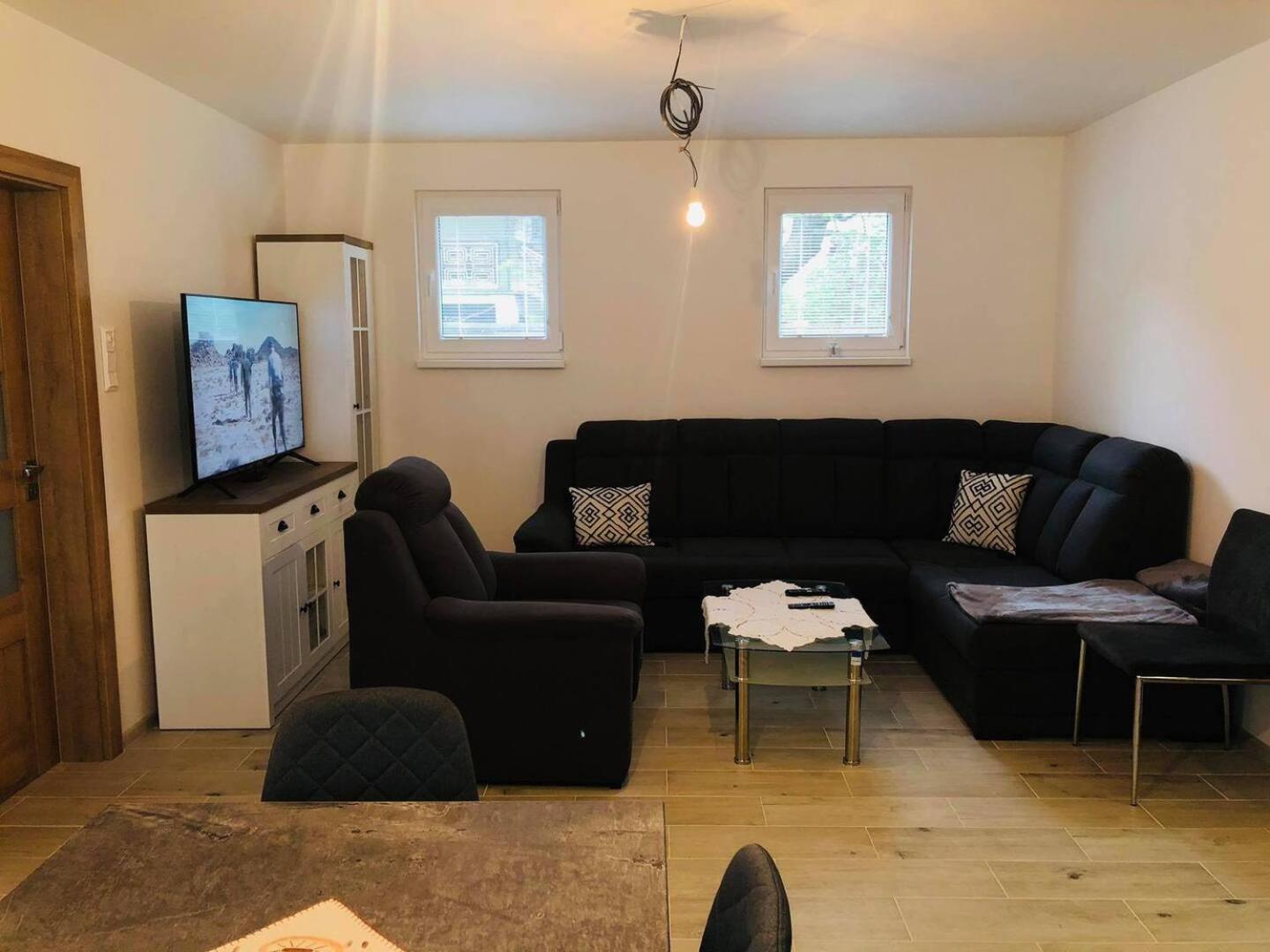 Two-Bedroom House - Photo 1