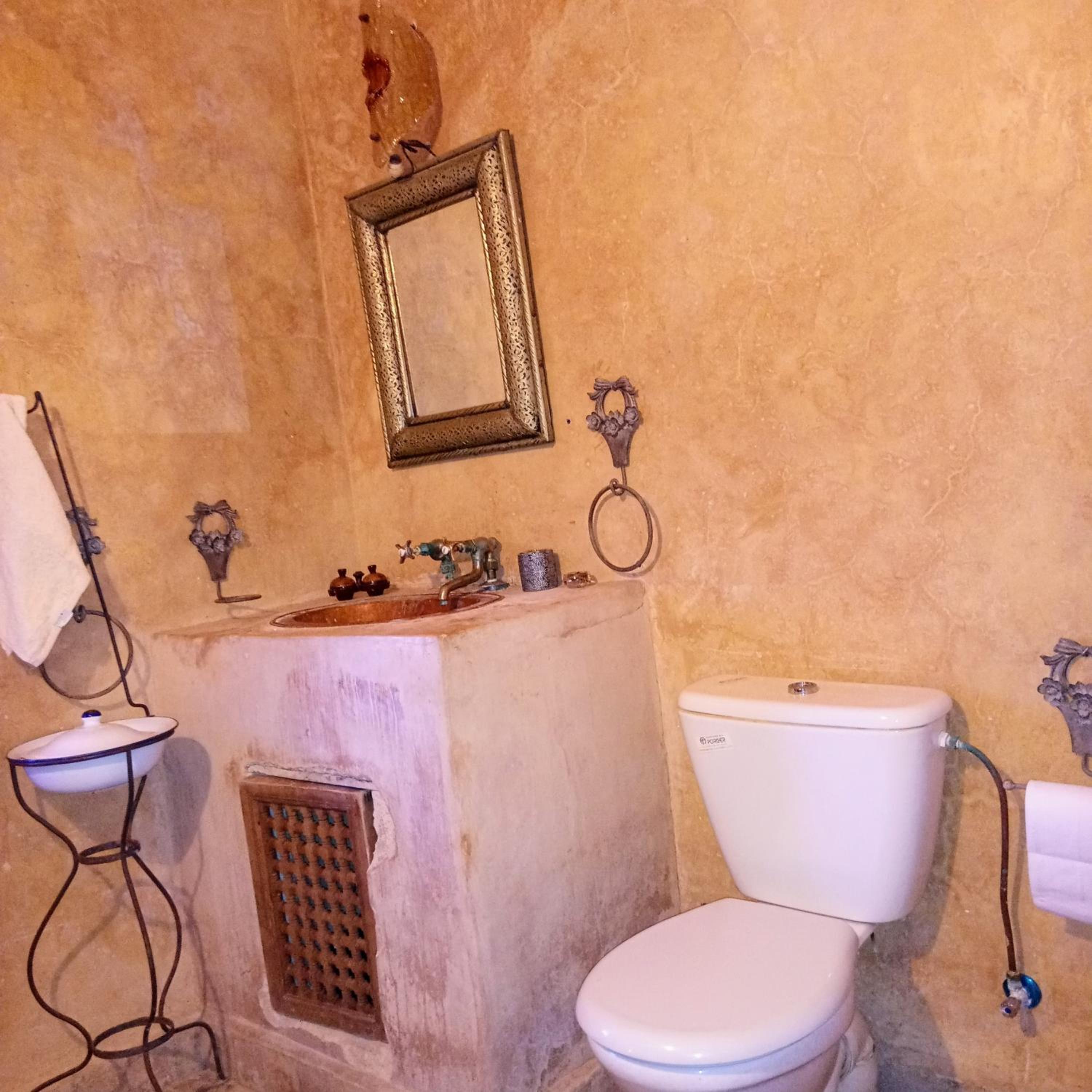 Comfort Quadruple Room - Photo 26