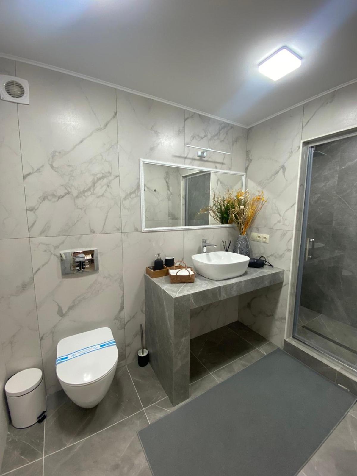 Apartment - Ground Floor photo 2