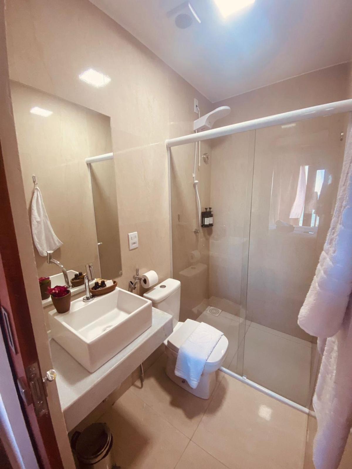 Deluxe Double Room with Side Sea View - Photo 5