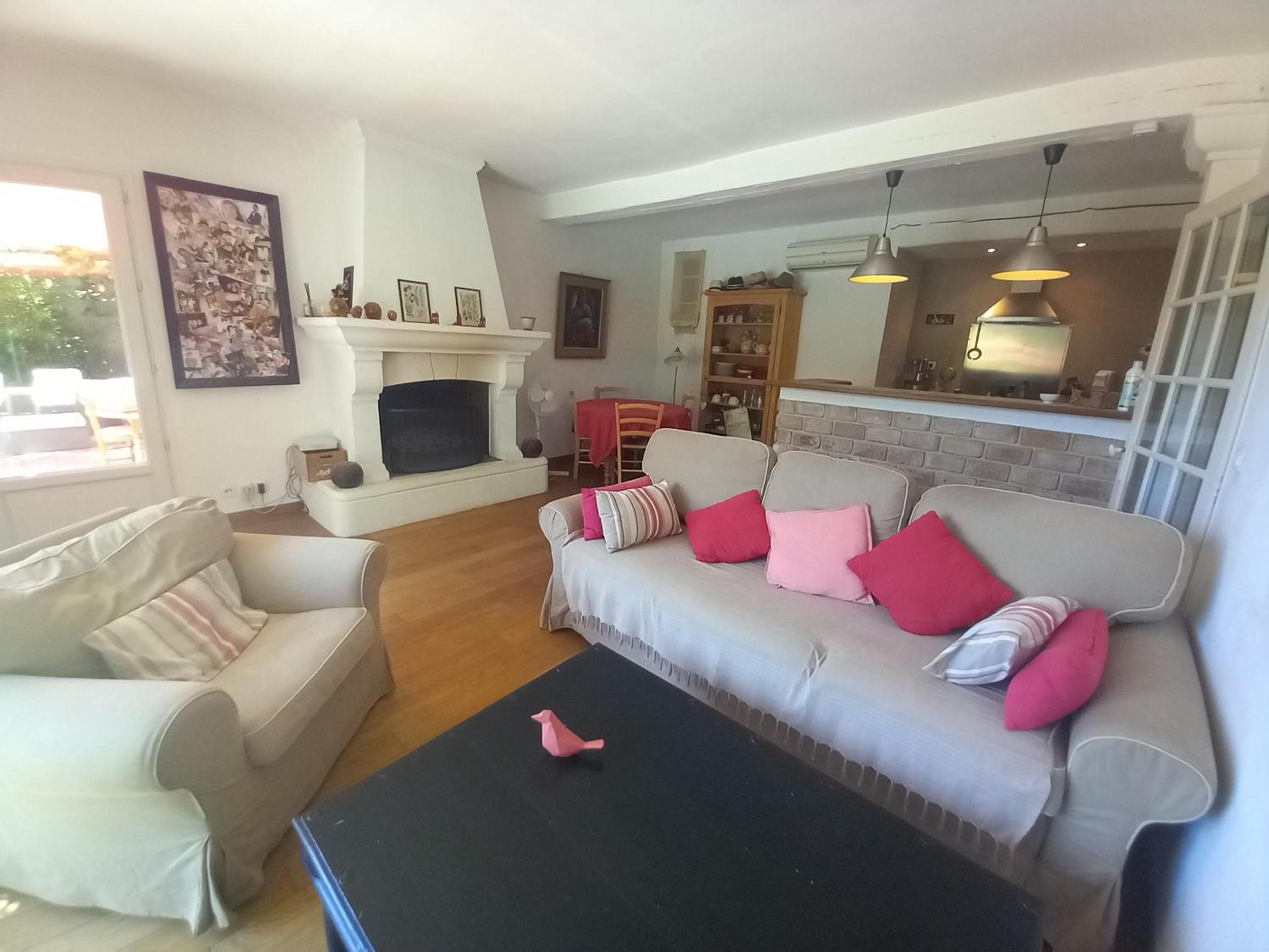 Three-Bedroom House photo 1