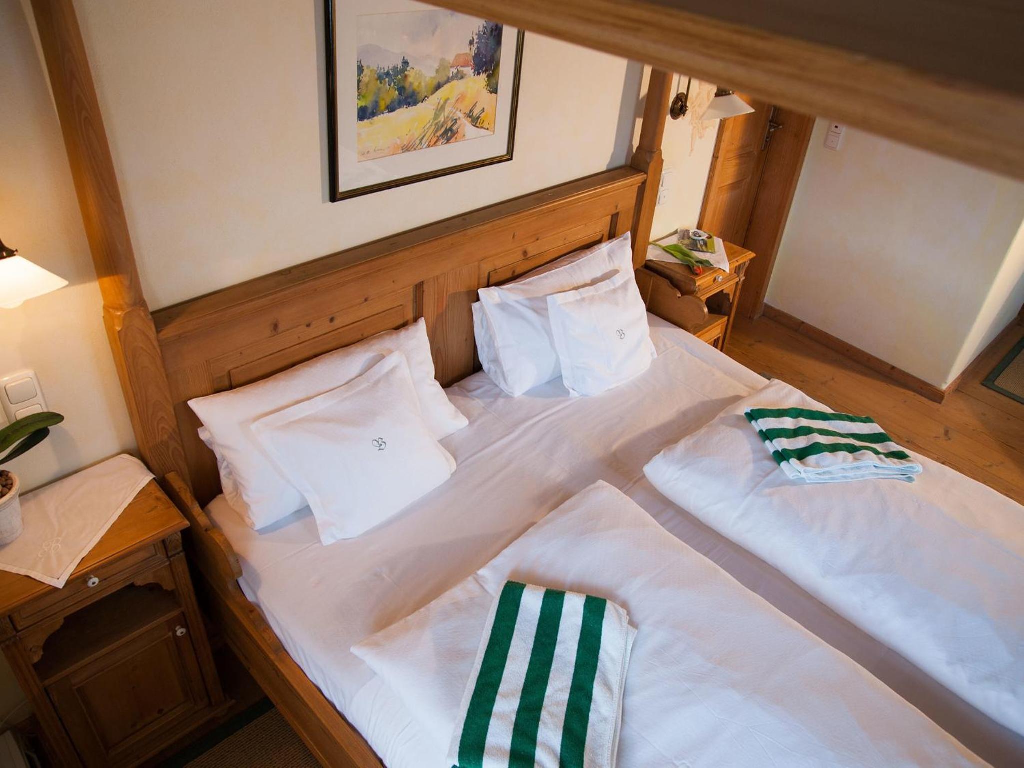 Deluxe Double Room with Balcony - Photo 3