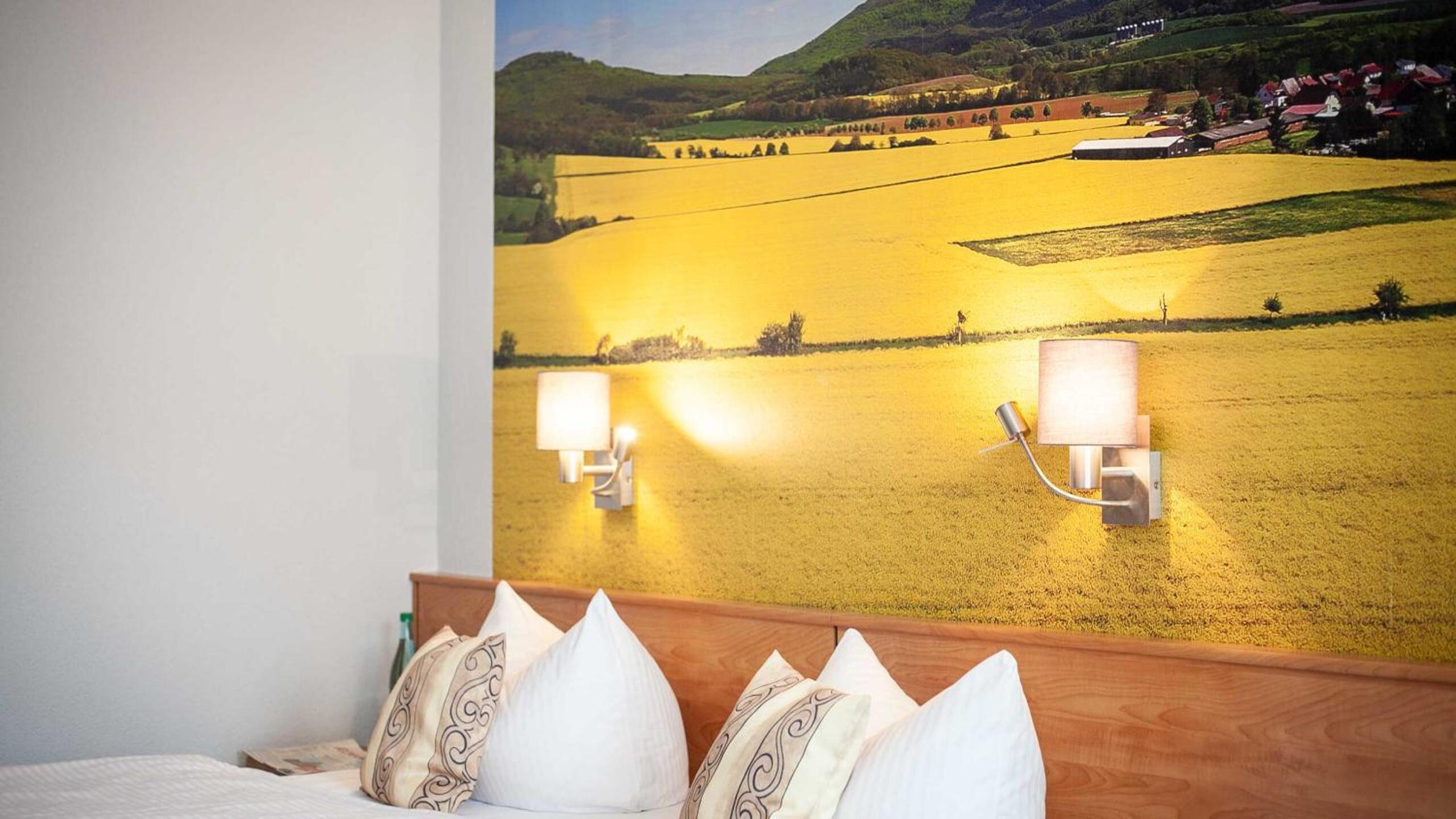 Double or Twin Room - Photo 7