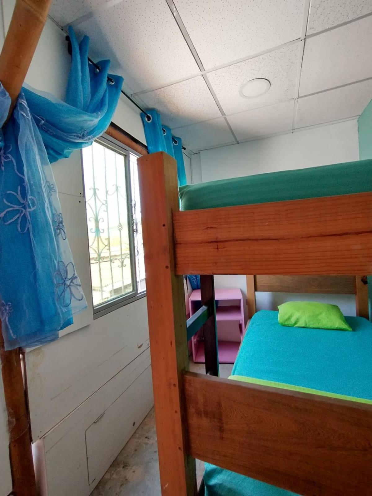 Mixed Dormitory Room photo 3