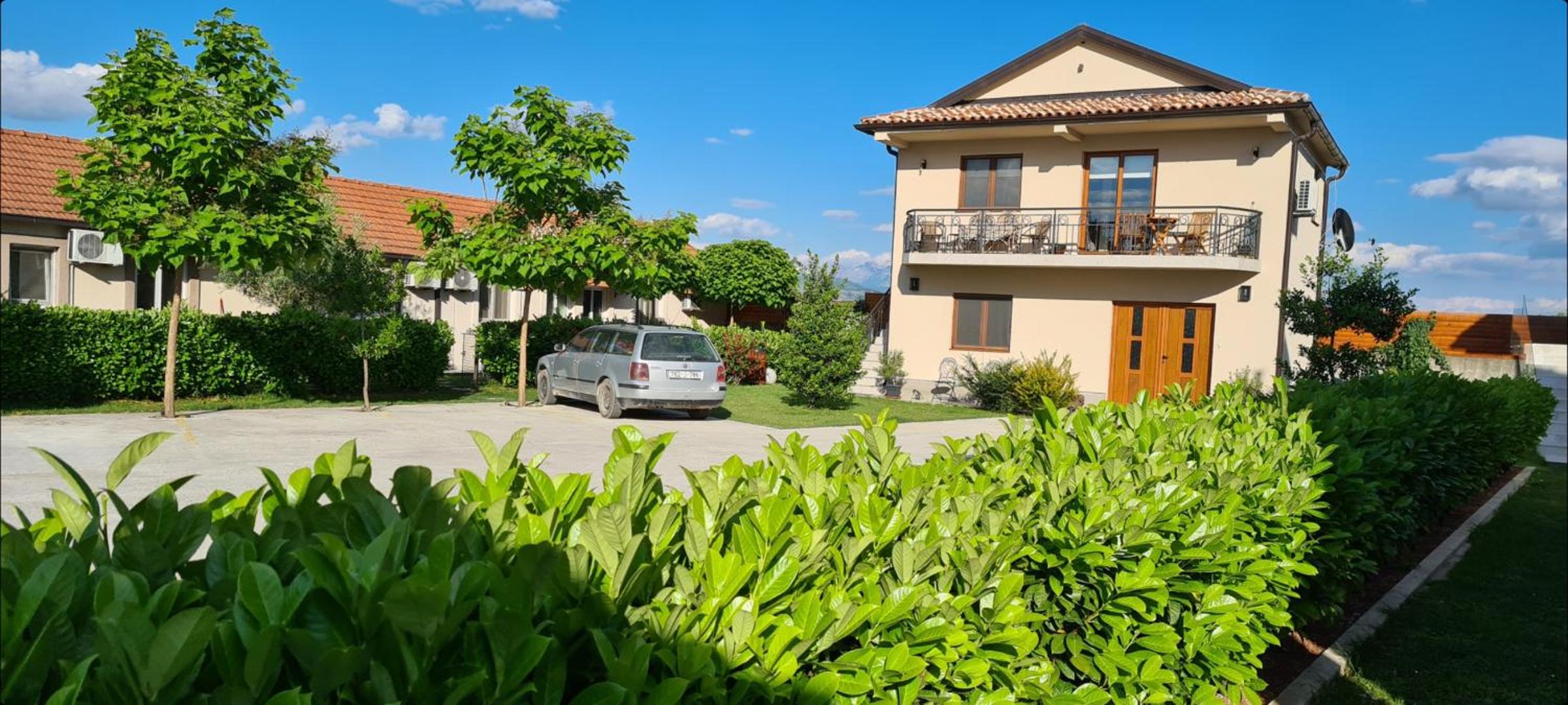 Apartment with Garden View photo 2