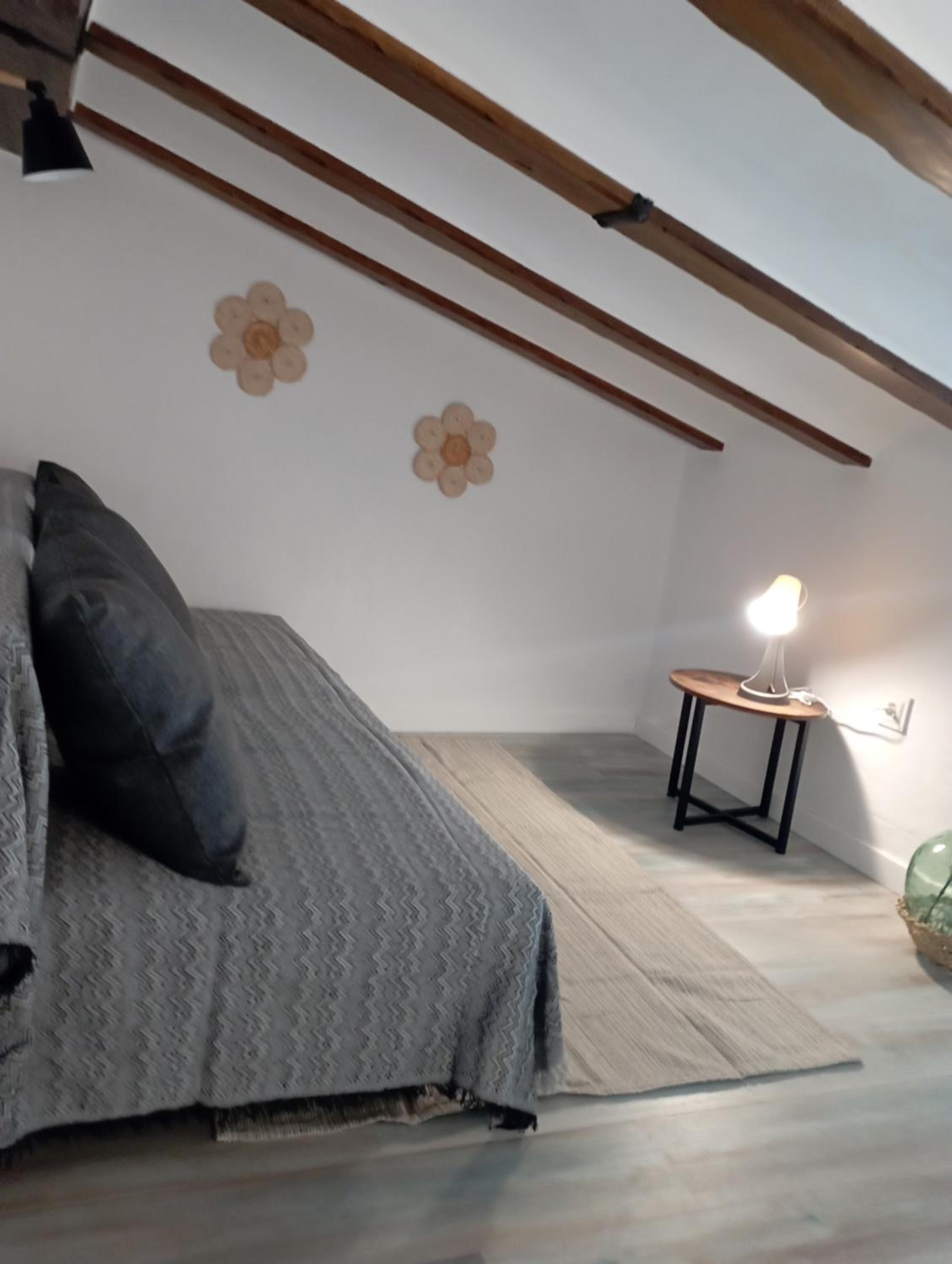 Apartamento con Balcón