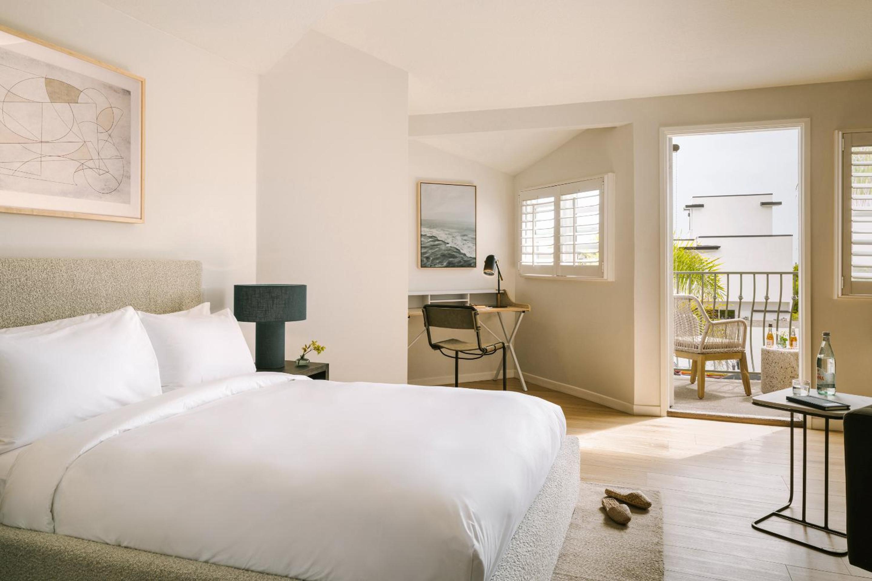 Queen Room With Balcony photo 1
