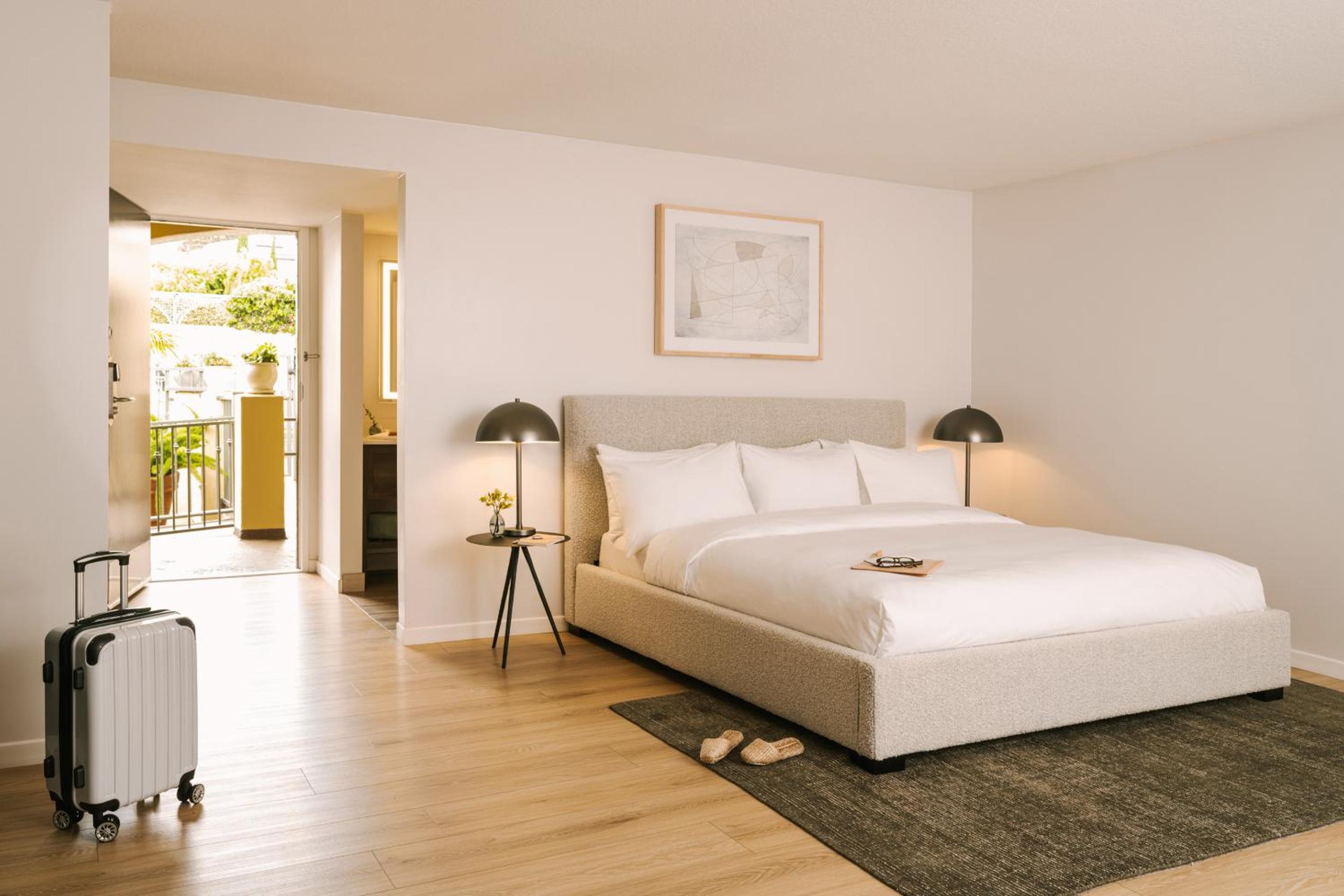 King Room With Balcony photo 1