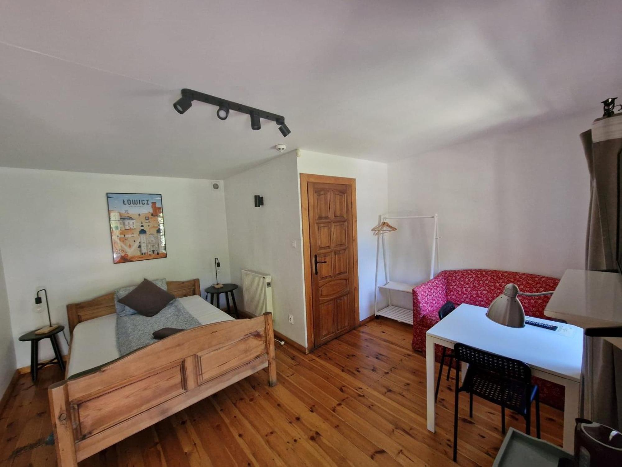 Large Double Room photo 1