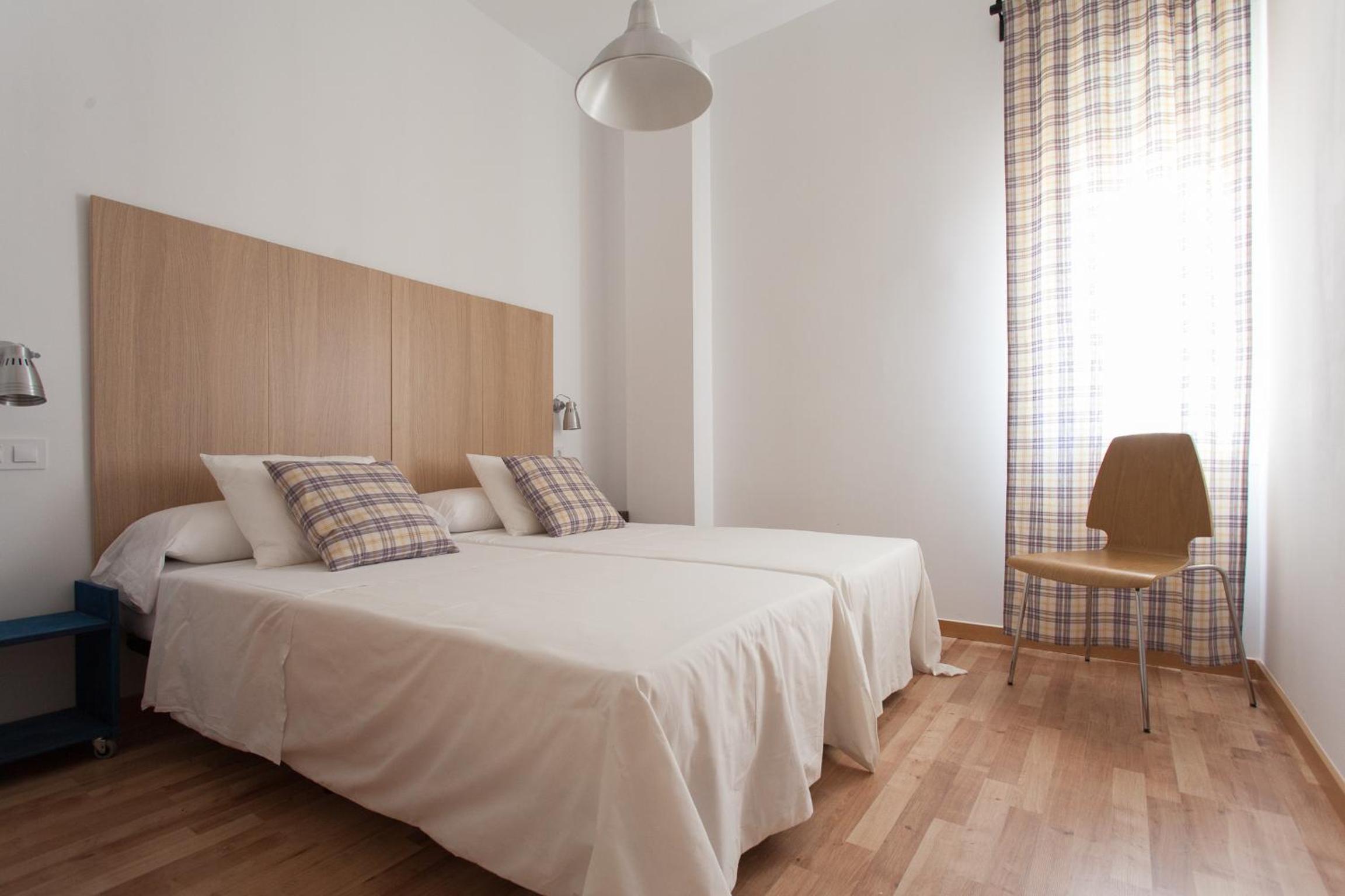 Three-Bedroom Apartment (Laraña 5.2) - Photo 17