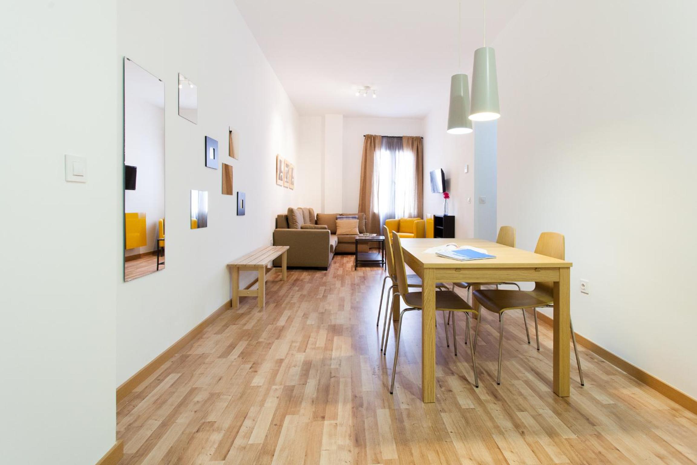 Three-Bedroom Apartment (Laraña 5.2) - Photo 3