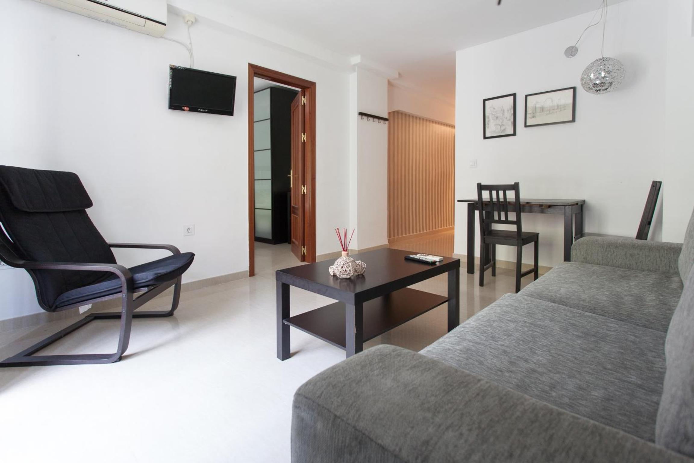 One-Bedroom Apartment in first floor (Laraña 1.1) - Photo 3